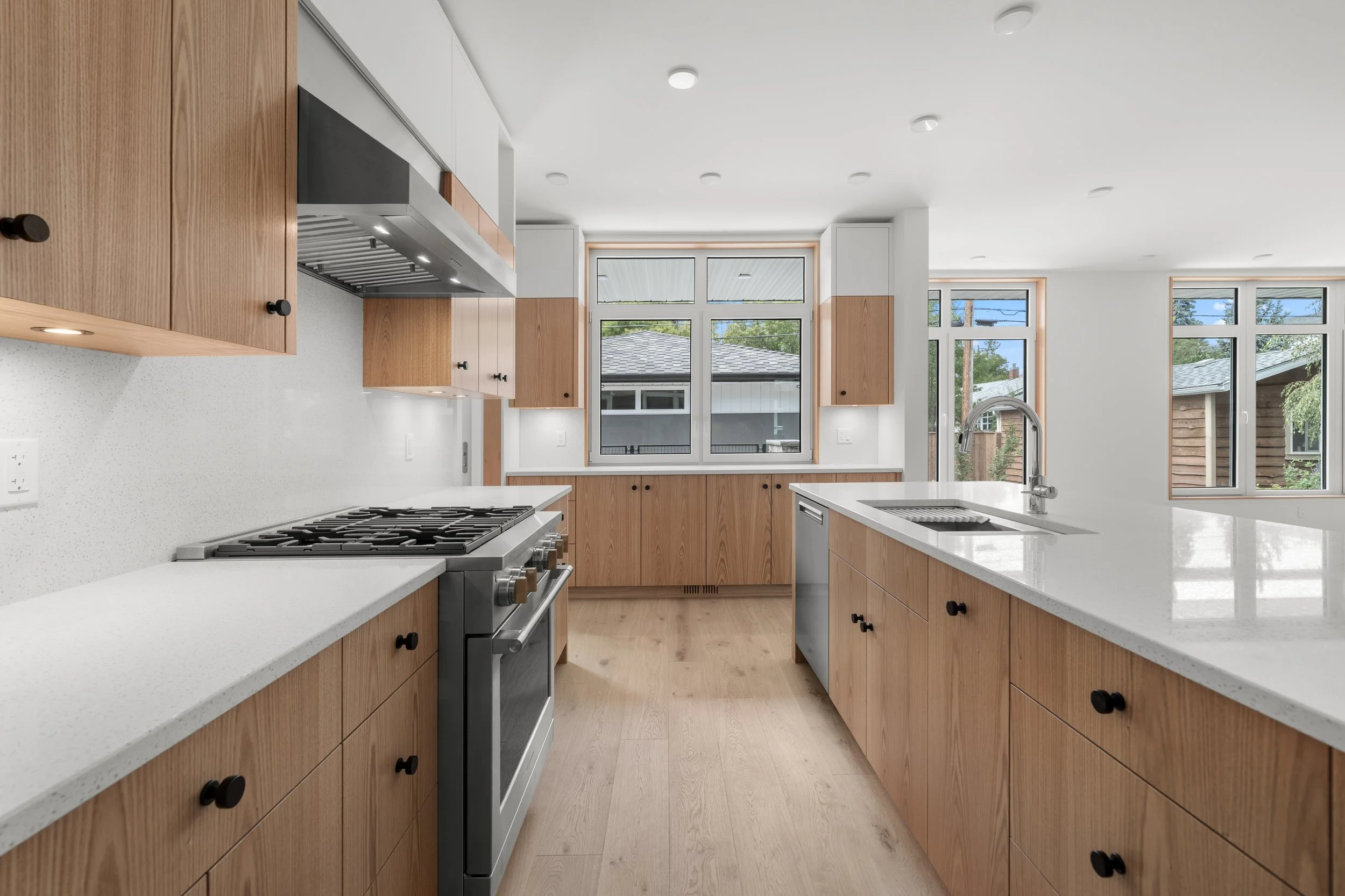 1417 2a St NW_CaydencePhotography-6.jpg