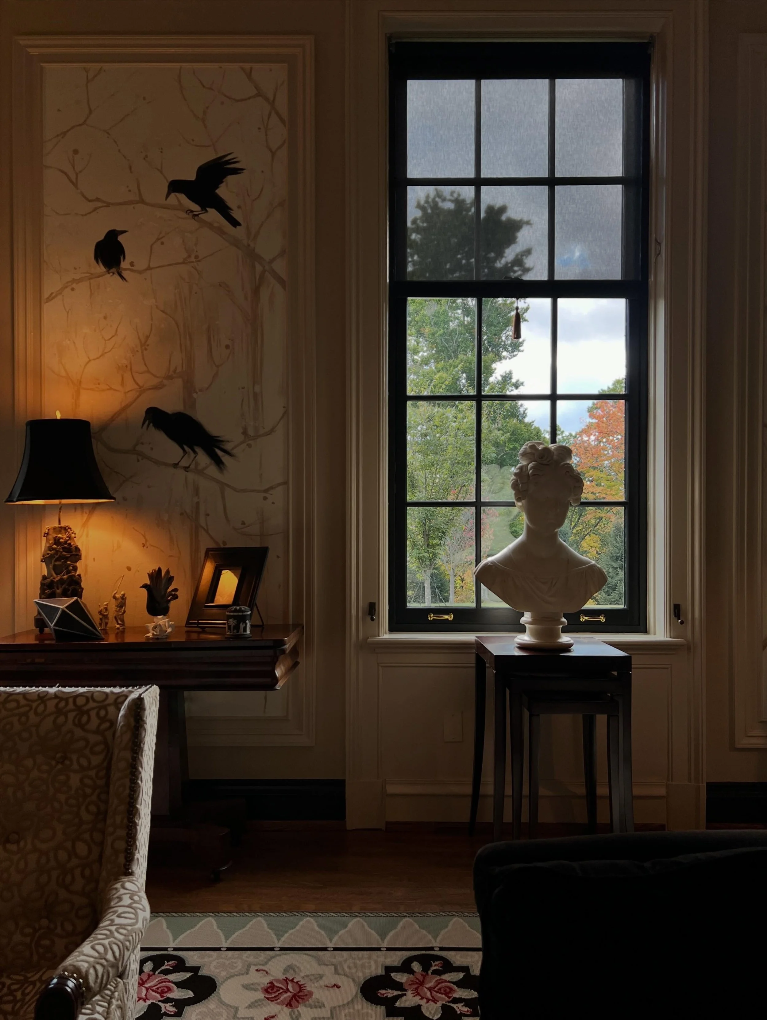 We know y&rsquo;all love some drama. Here&rsquo;s a moody moment in the living room&hellip;