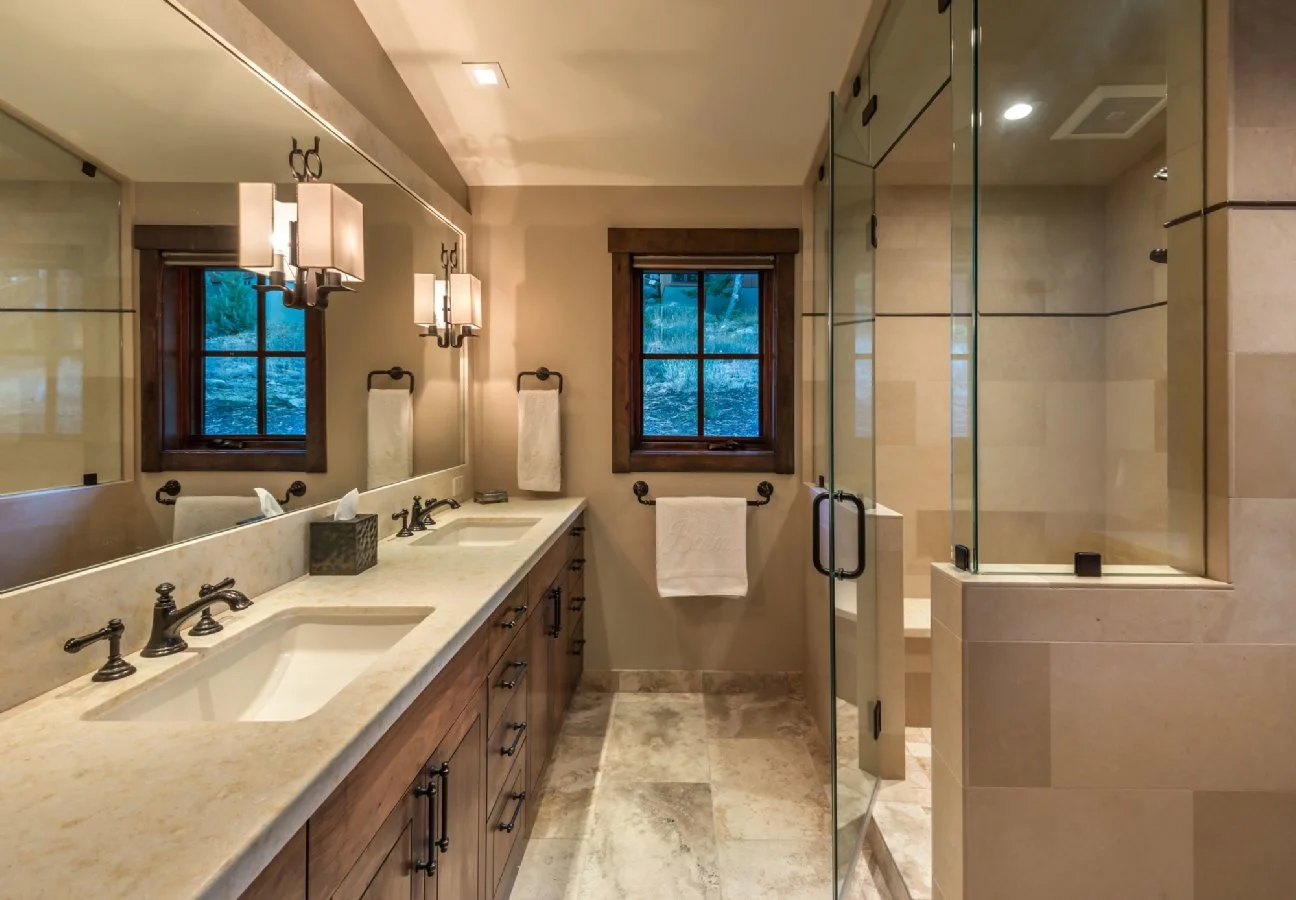 12-AM-Master-Bath-lg.jpeg