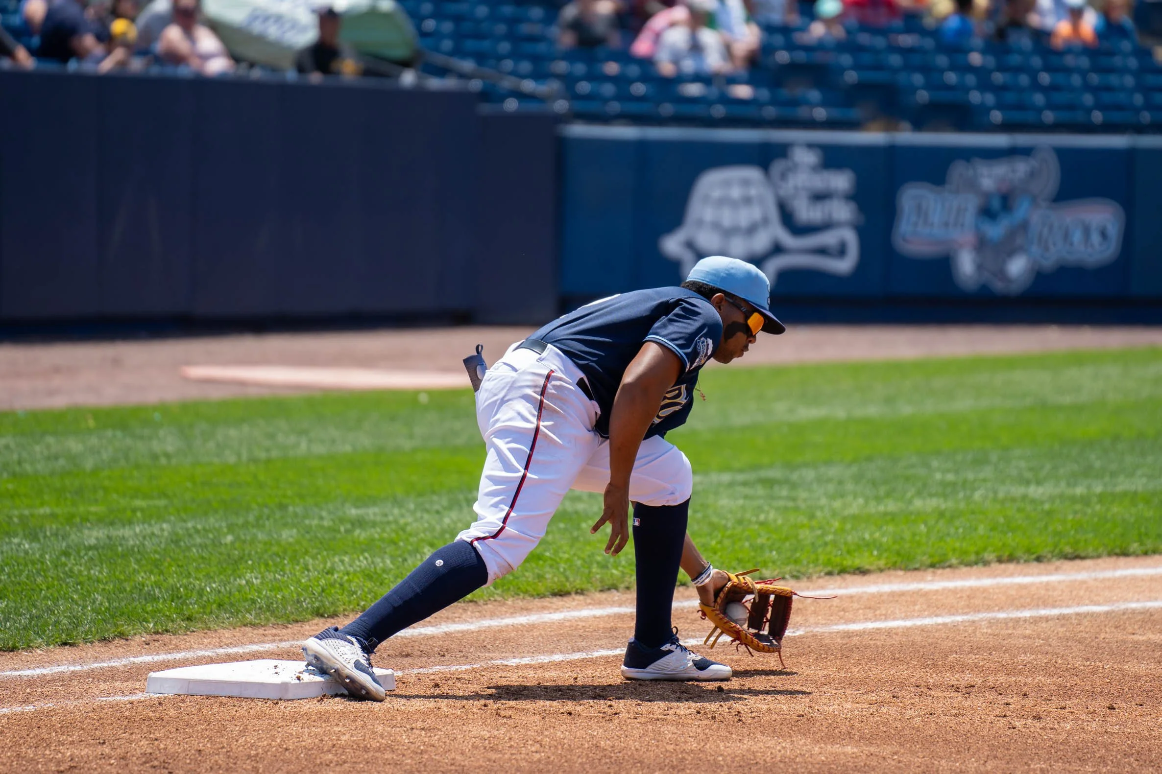 DSC08853_220522_Meregildo fielding.jpg