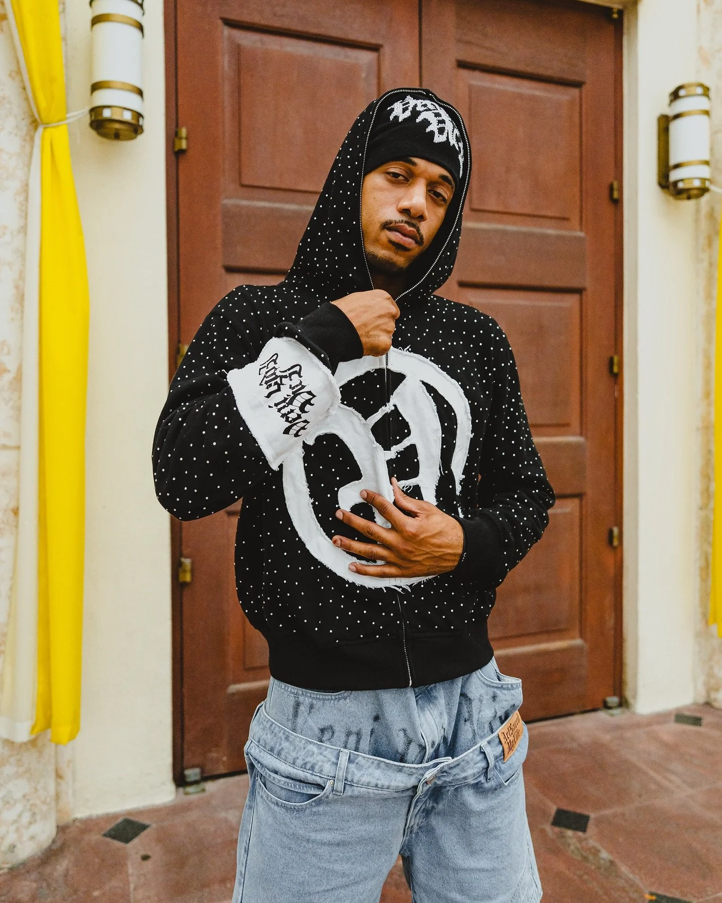 Veni, Vidi, Veci 🦅
&bull;
&bull;
&bull;
#apparel #clothing #photoshoot