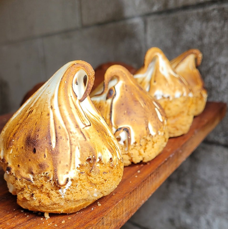 Lemon Meringue Cream Puff