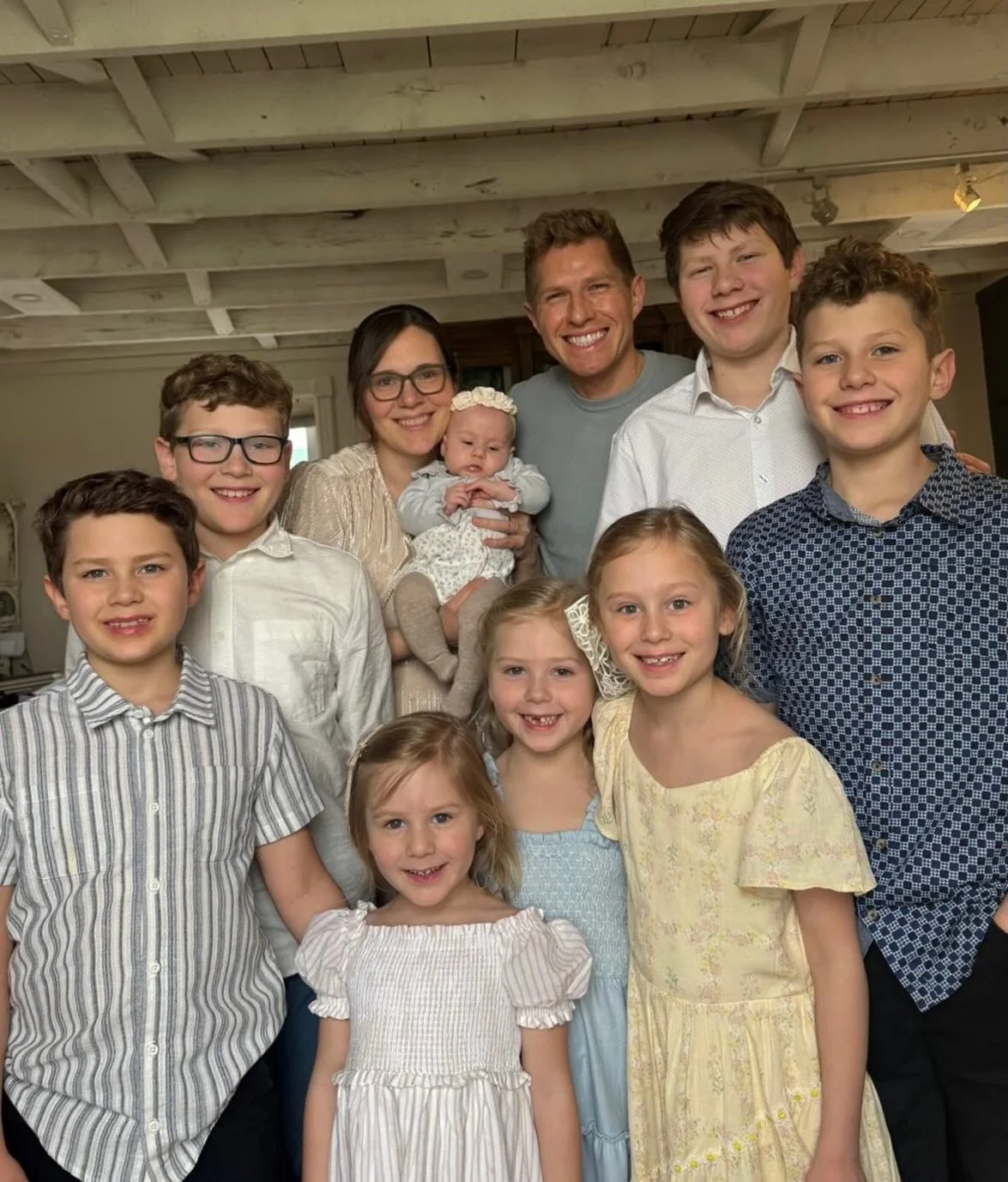 Happy Easter, friends.

Incredibly grateful for the empty tomb! 
He truly is risen and lives in our hearts, changing our lives and bringing peace and joy.  Nothing will ever be the same.

Grateful for each of you.  Be blessed !