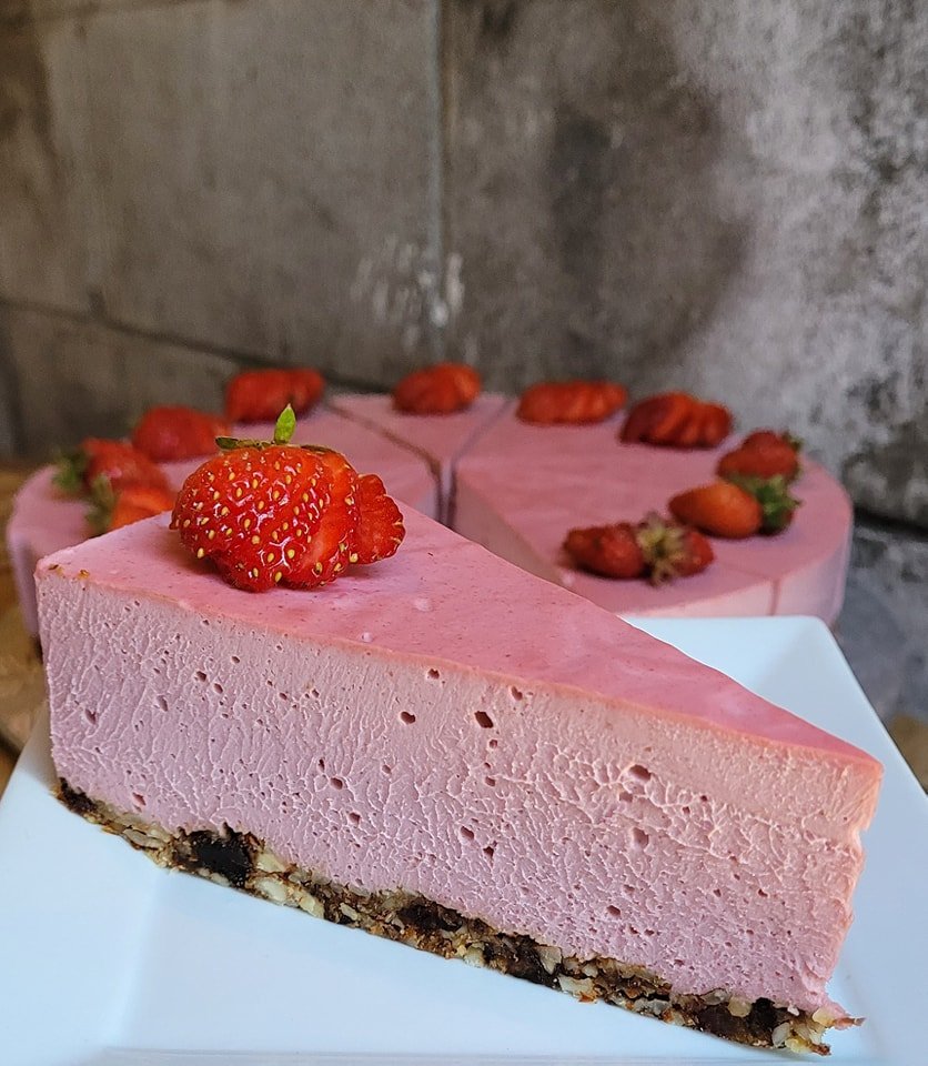 Gluten-Free Vegan Strawberry Cheesecake