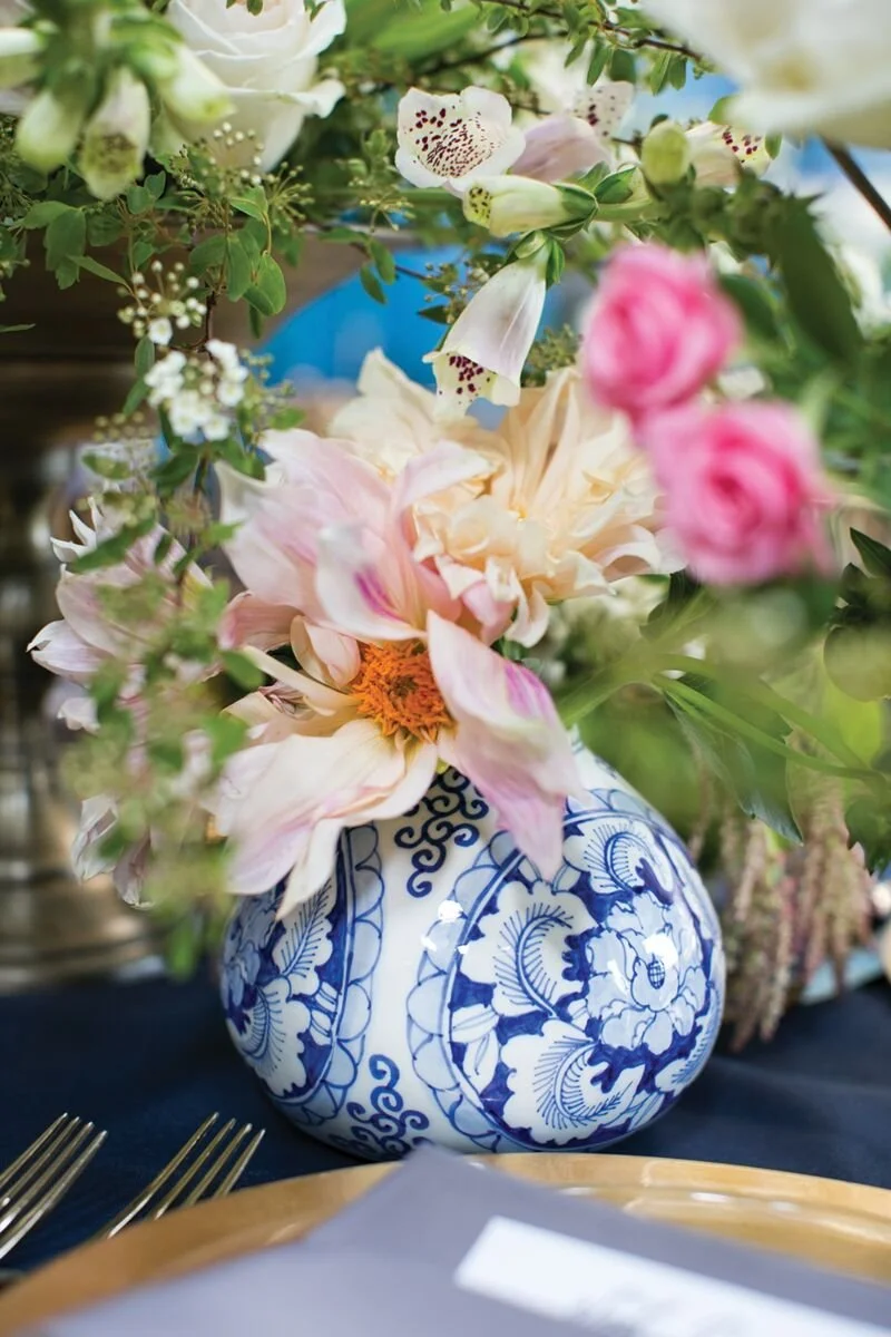 Eleanor Vase 3.jpg