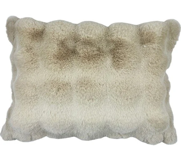 Arlo Pillow