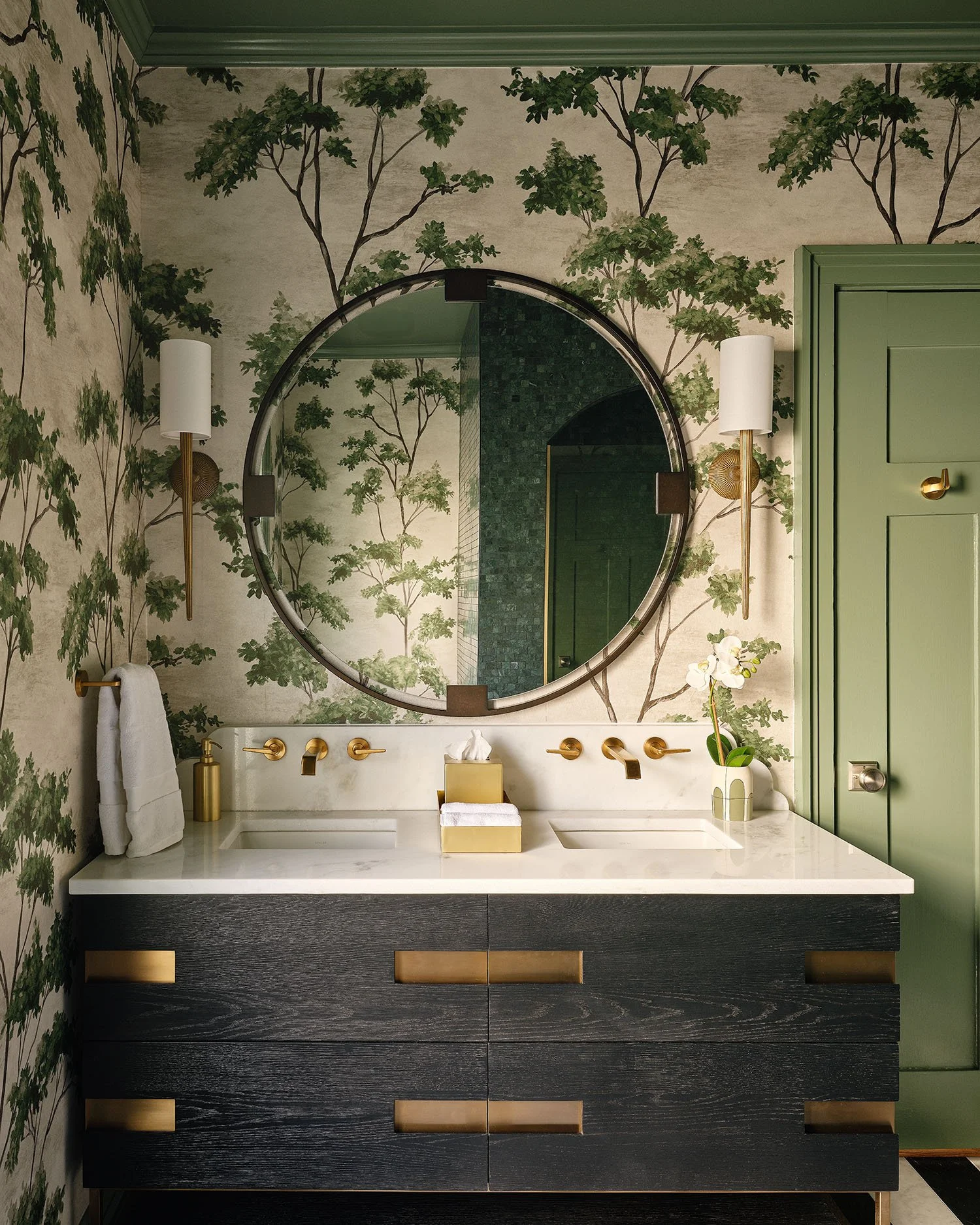 260119-EclecticHome- Bath2-F.jpg