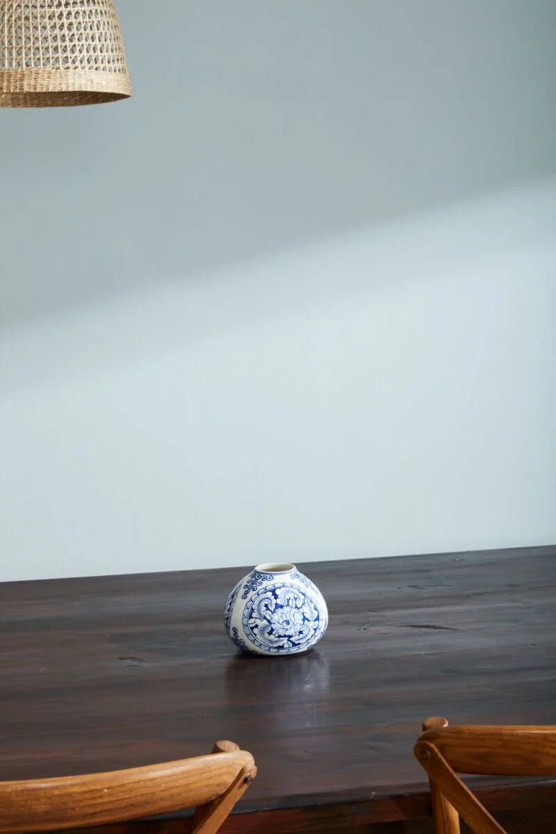 Eleanor Vase 4.jpg