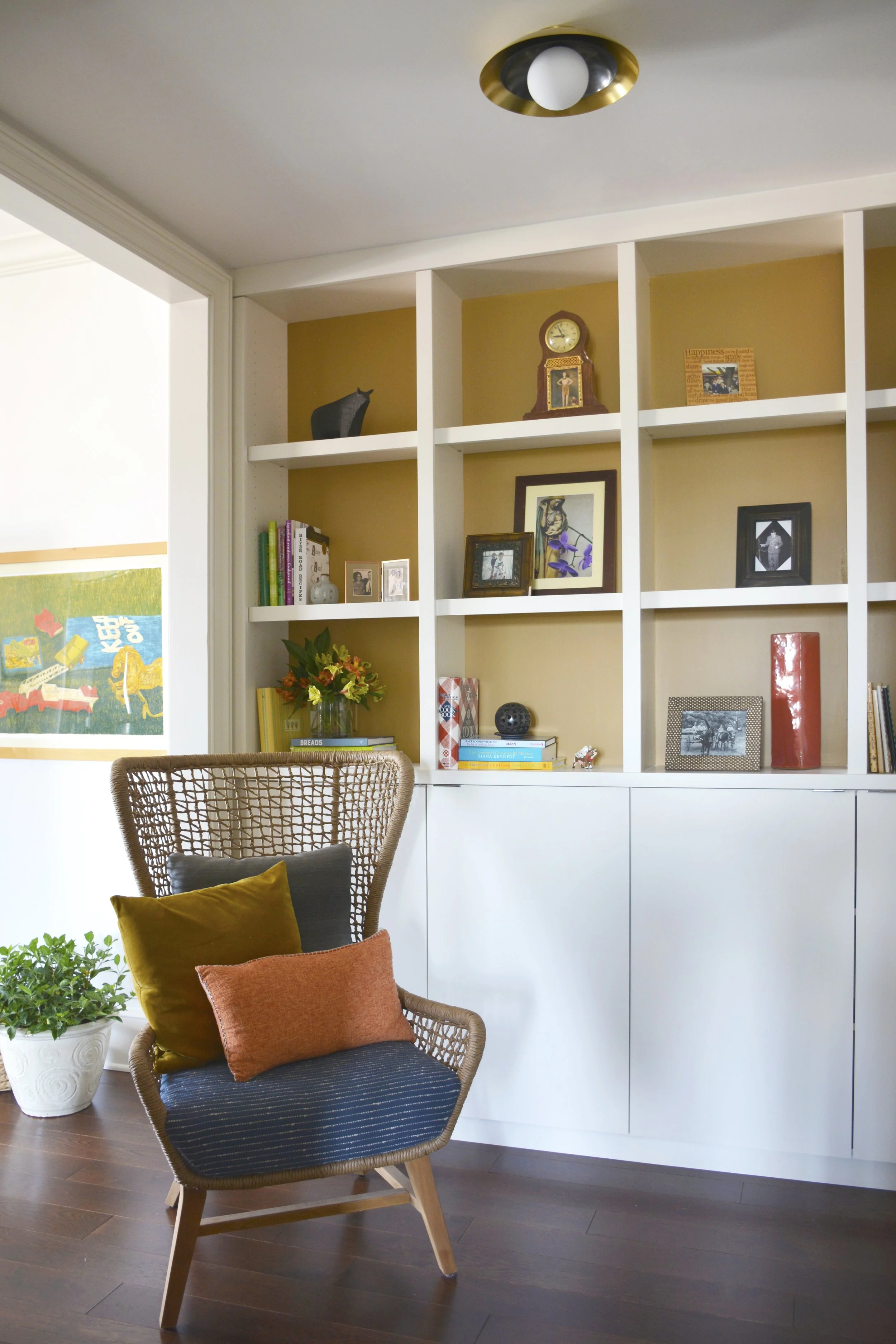 Library Edit1_9833.jpg