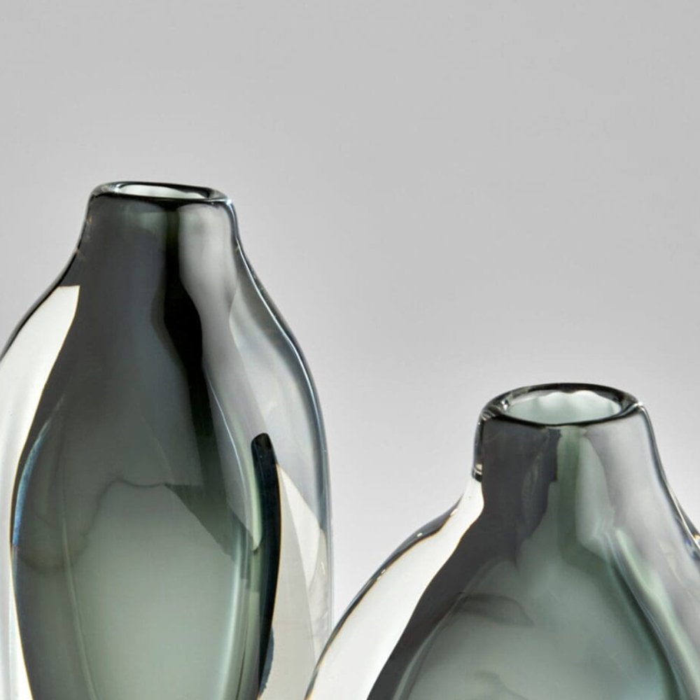 moraea vase large 3.jpg