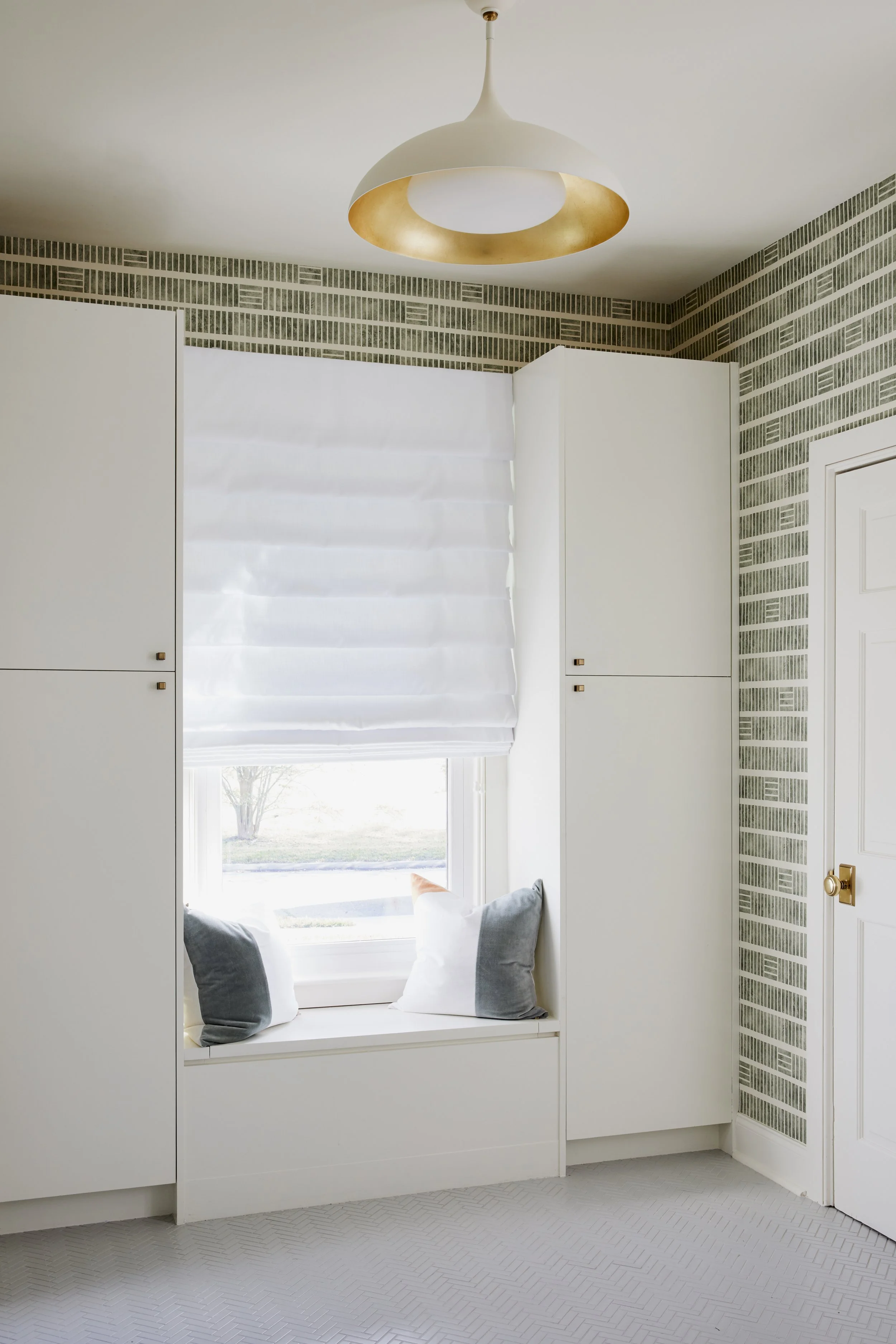 ECLECTIC_HOME_919_CRYSTAL4561 copy.jpg