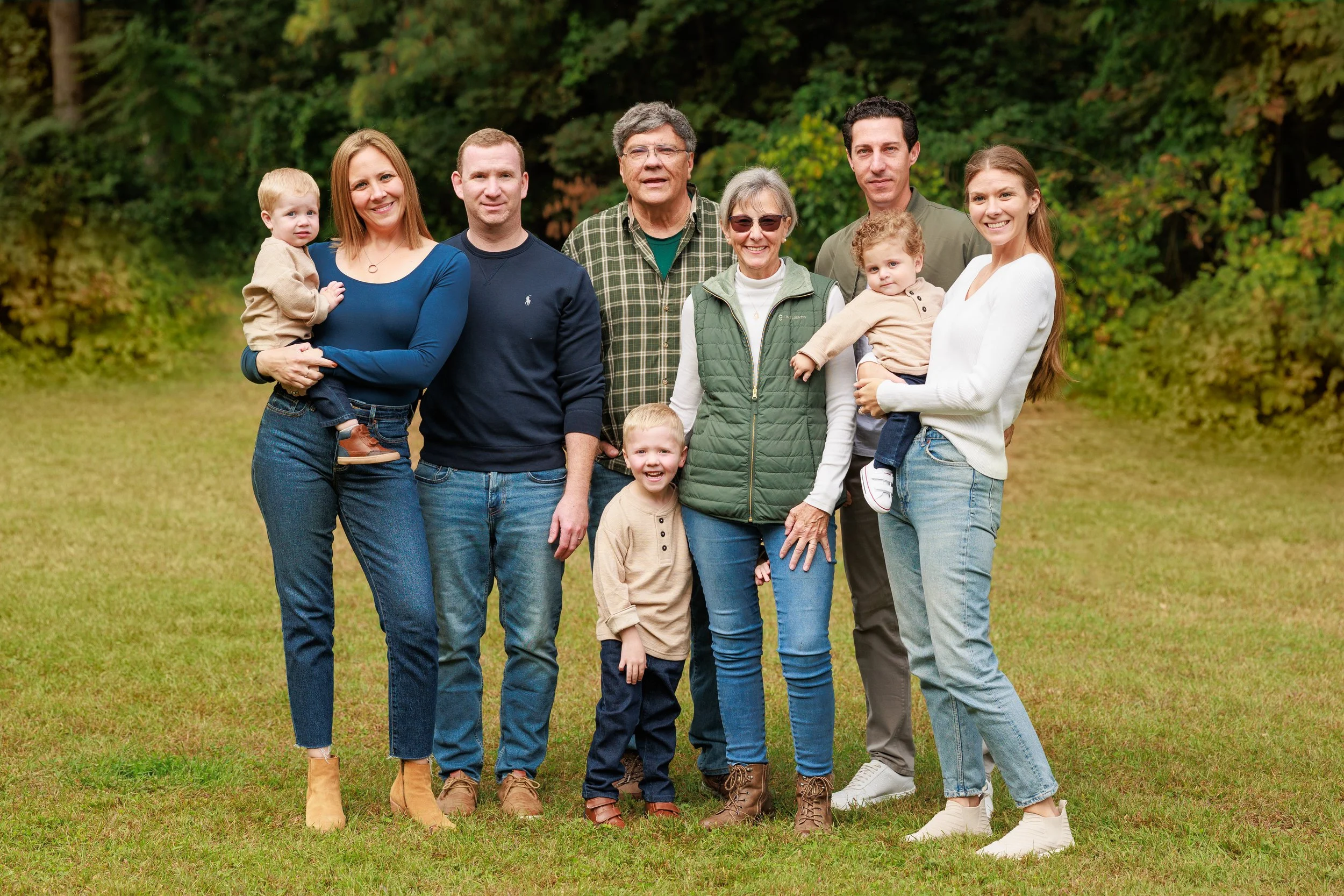 What to Wear for Your Extended Family Session | The Armstrong Family | Glens Falls NY