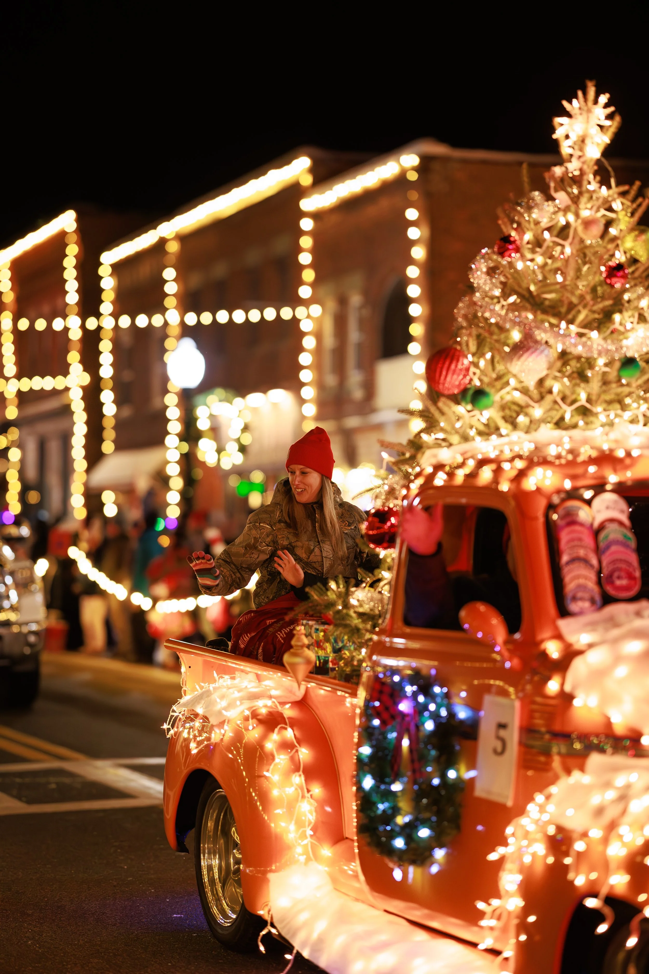 2025-Granville-Lighted-Tractor-Parade_491A4182_StaciOswaldCreative.jpg