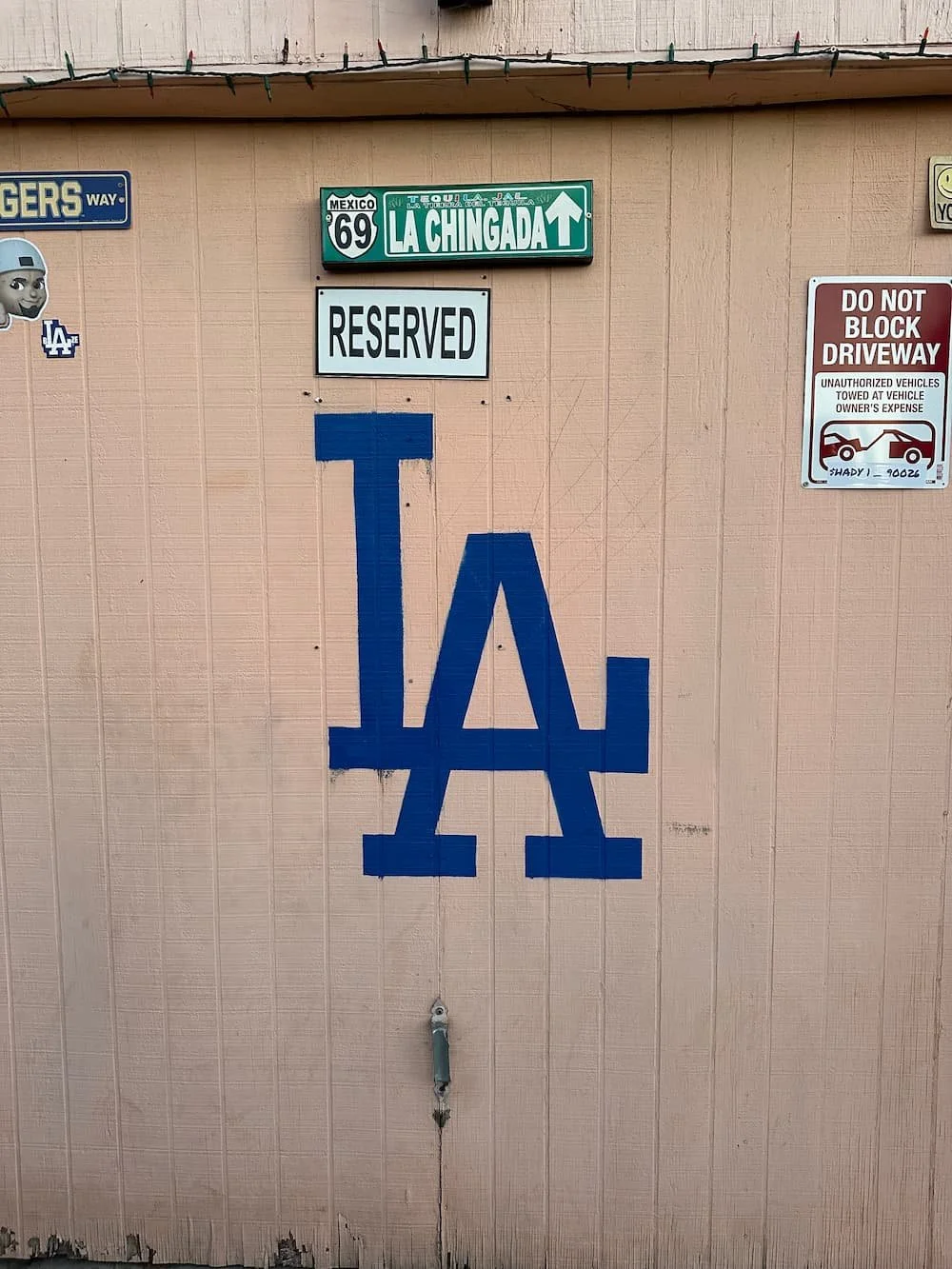 LA logo representing sobriety in los Angeles CA