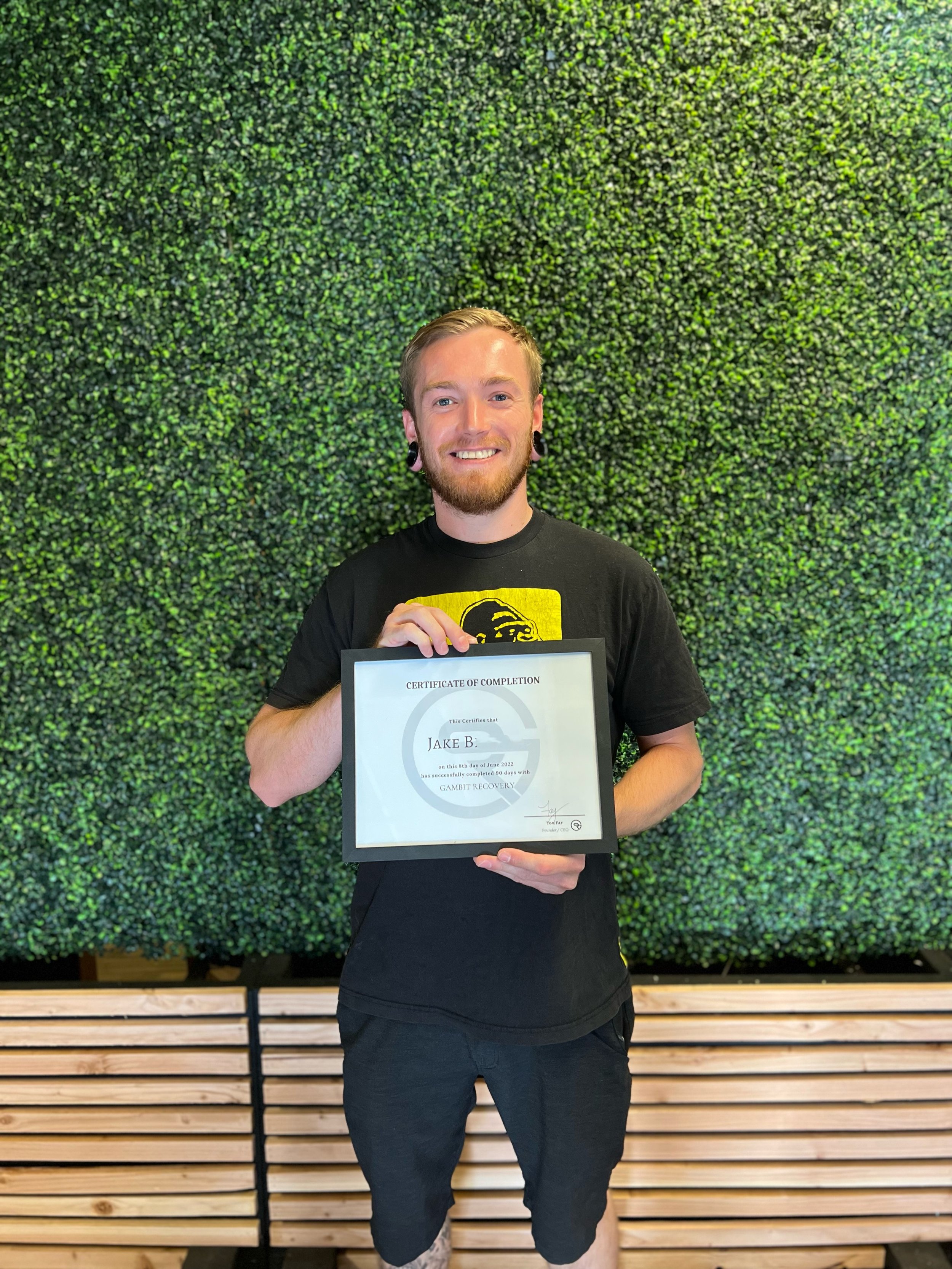 Gambit Recovery sober living resident from Summers House in Arizona