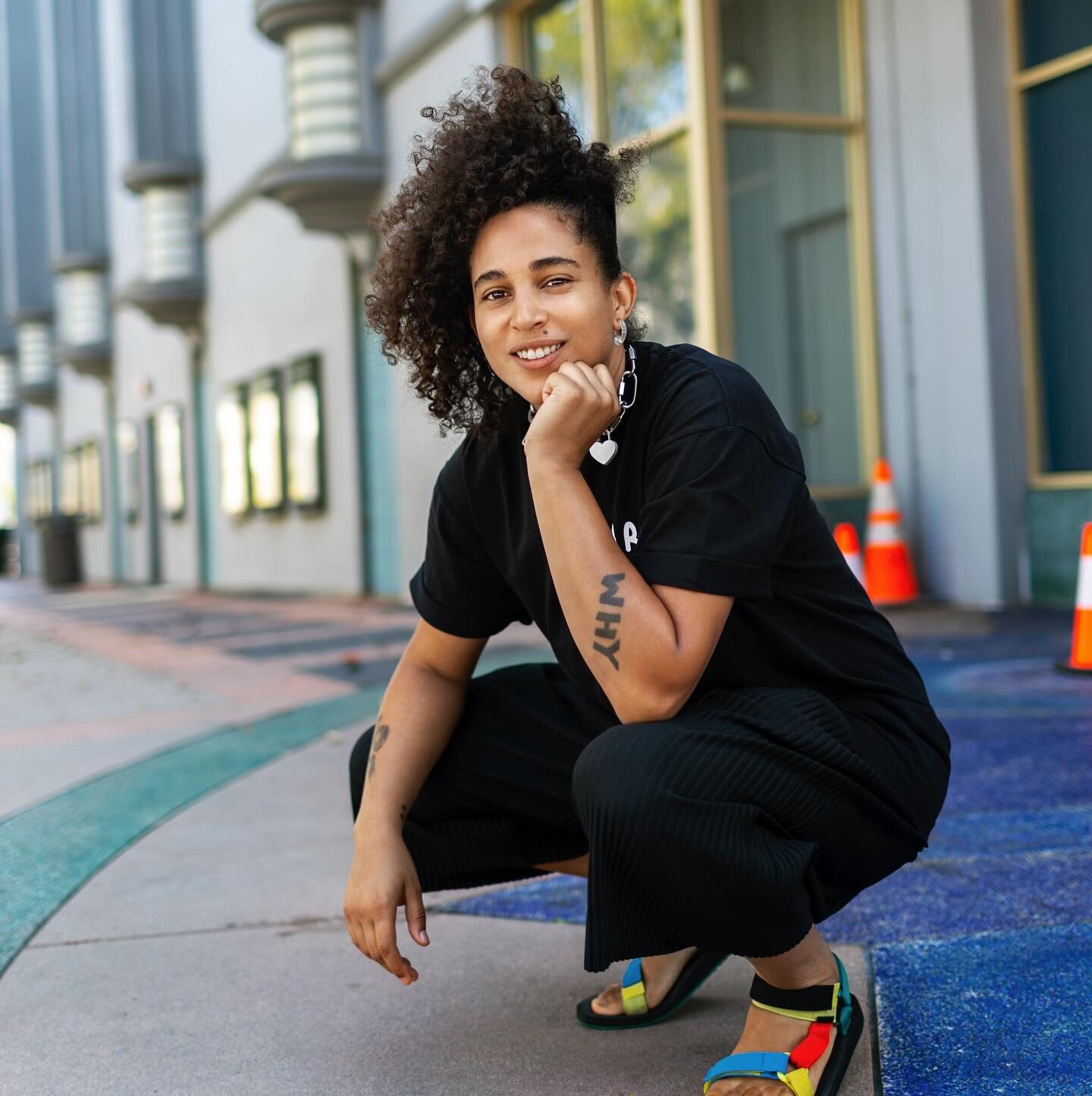 There&rsquo;s a reason the multifaceted artist Shantell Martin @shantell_martin is on everyone&rsquo; list of favorite people. She&rsquo;s devoted to creating art that connects and inspires, and handles all the accolades from a place that&rsquo;s gro