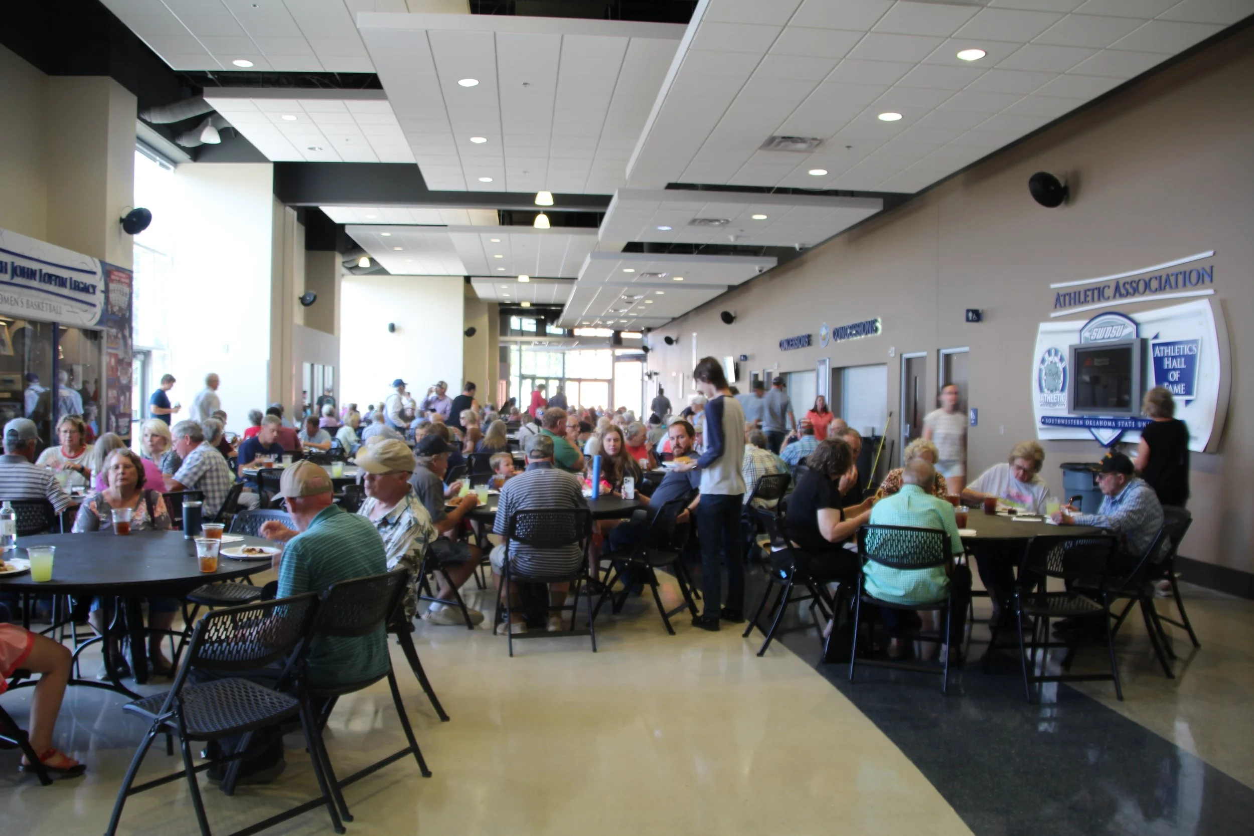 Eating area.JPG