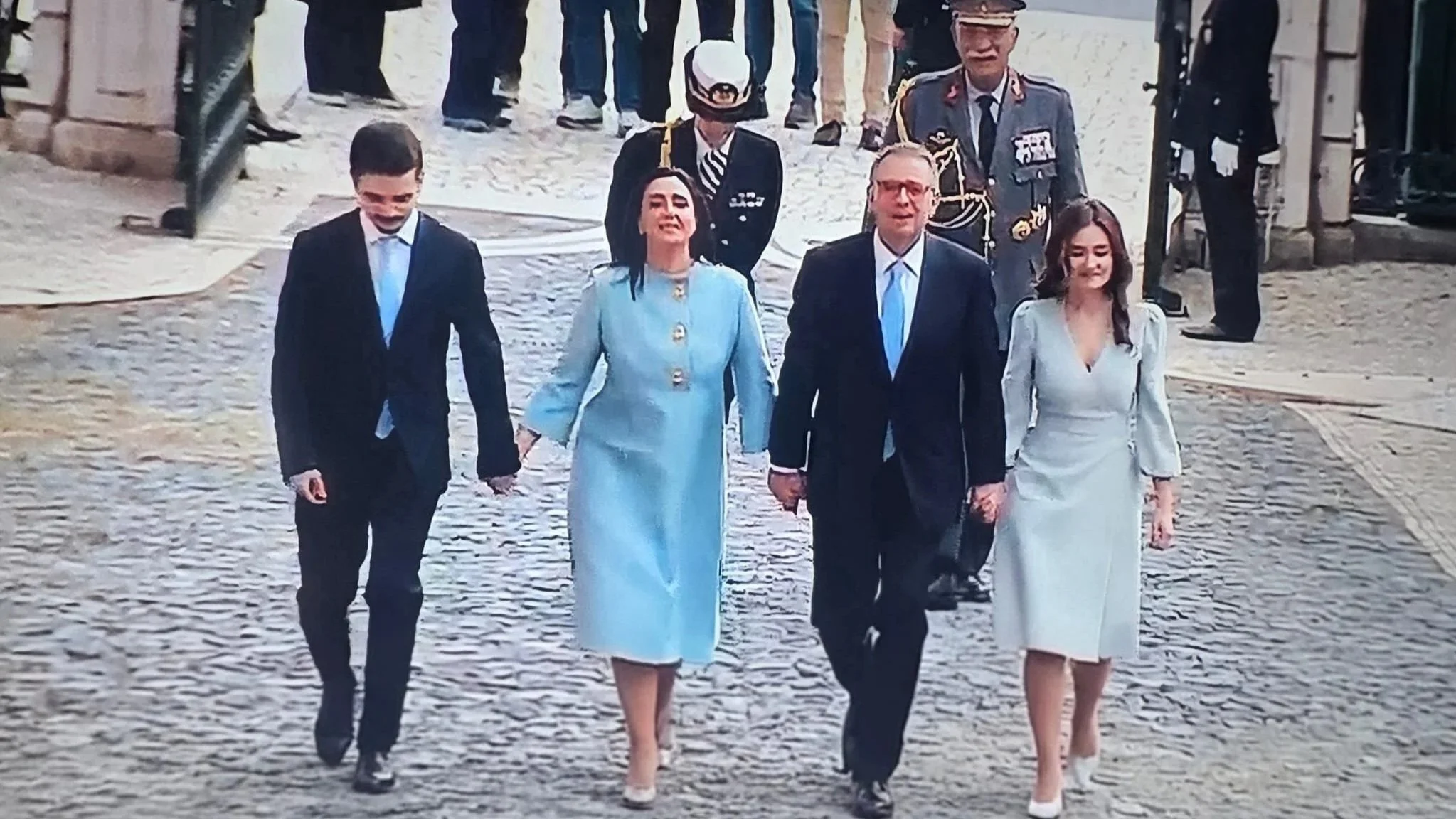 Novo presidente de Portugal promete estabilidade para resolver problemas