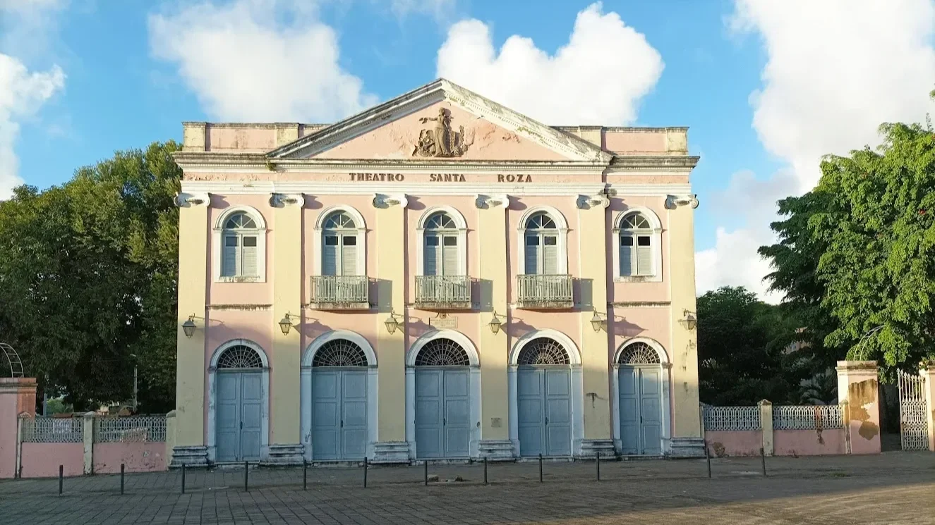 O Teatro Santa Roza