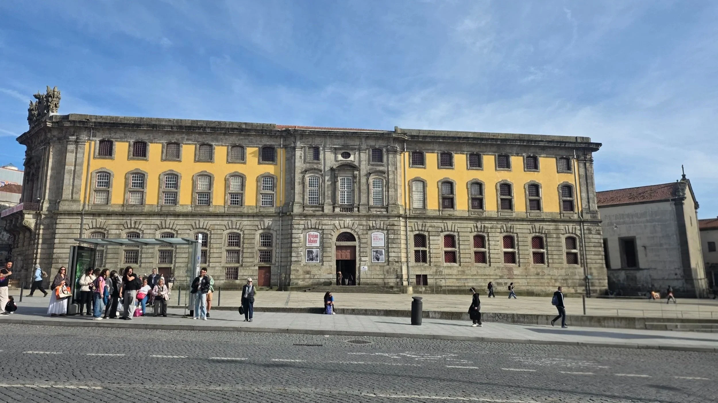 A antiga Cadeia da Relação do Porto: quando a língua ocupa o lugar da memória

