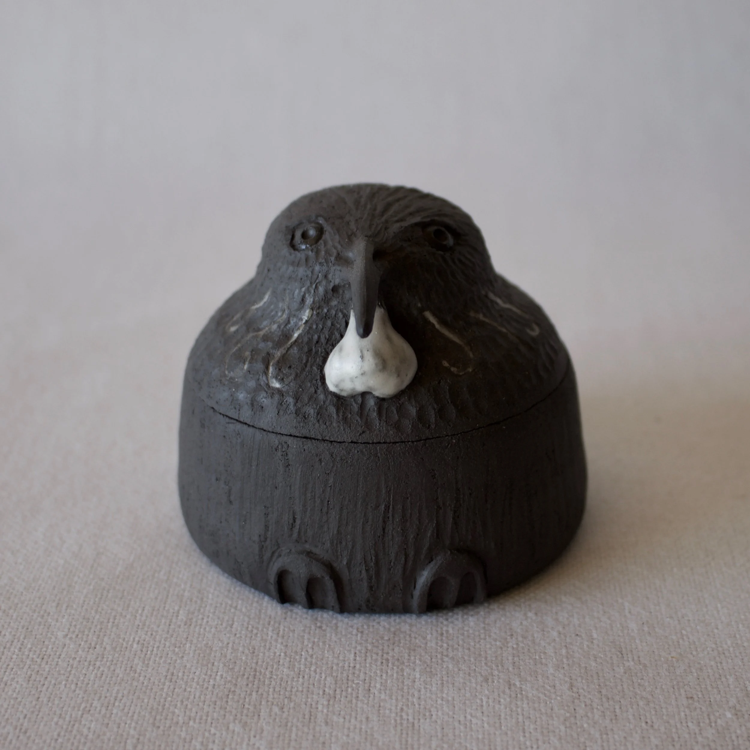 Mini ceramic Tui Trinket Box front.jpeg