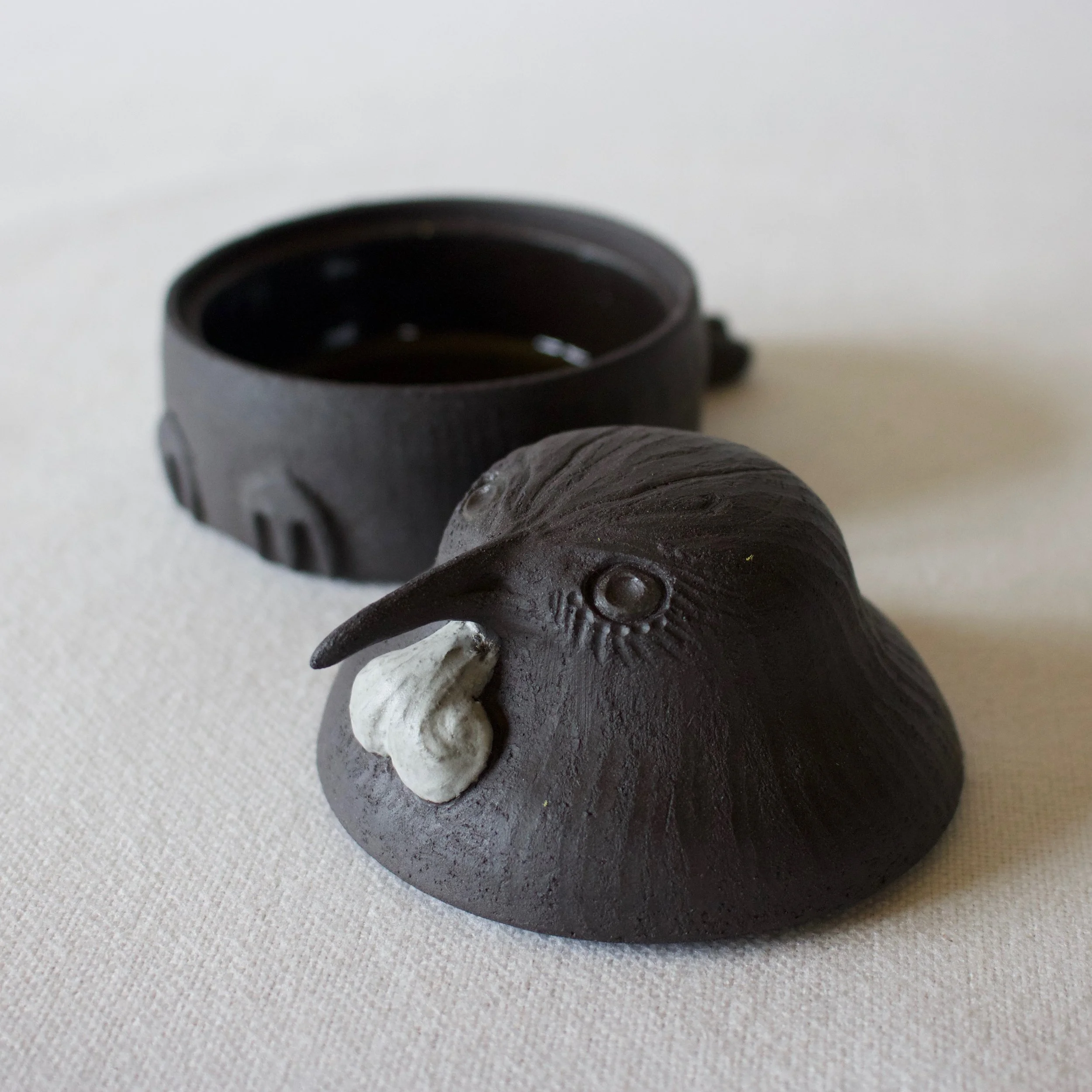 ceramic tui nz bird trinket boxes open.jpeg