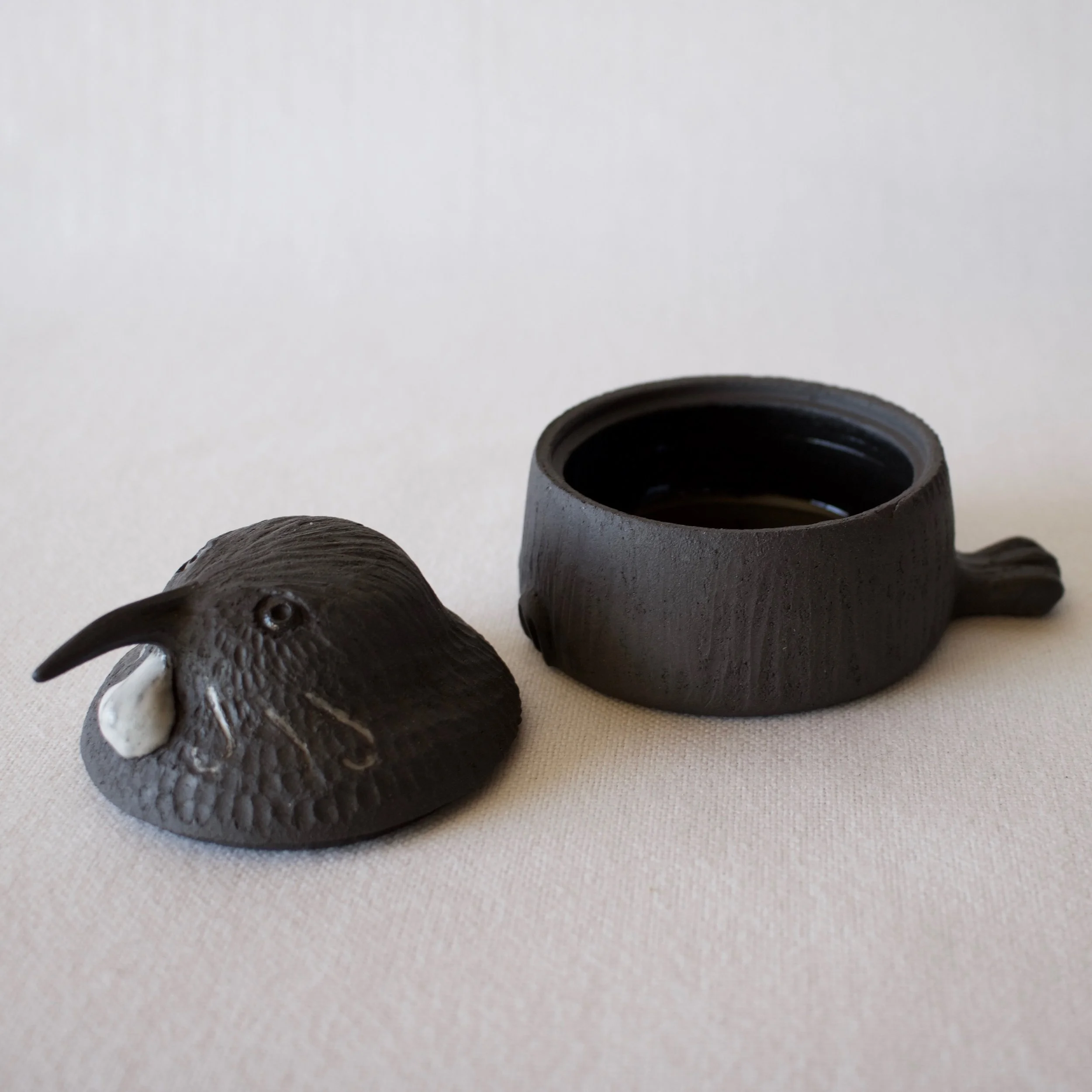 Mini ceramic Tui Trinket Box open.jpeg