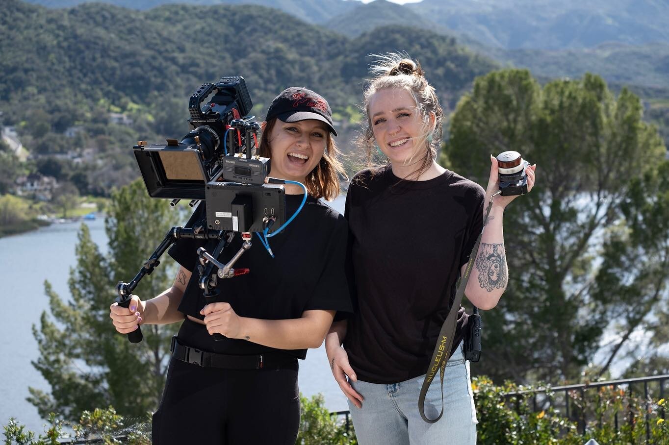 Happy #femalefilmmakerfriday !! Just wanted to make an appreciation post for all the lovely ladies I&rsquo;ve had the honor to work with on set! Y&rsquo;all are so freaking incredible and I can&rsquo;t wait to keep working with you. It&rsquo;s so rar