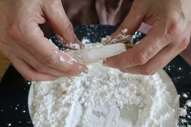 TofuDredged_inCornstarch.jpg