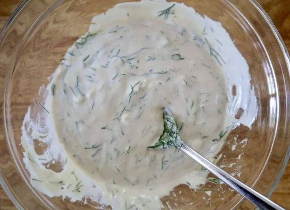 Tzatziki_IngredientsMixed2.jpg