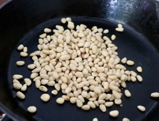 PineNuts.jpg