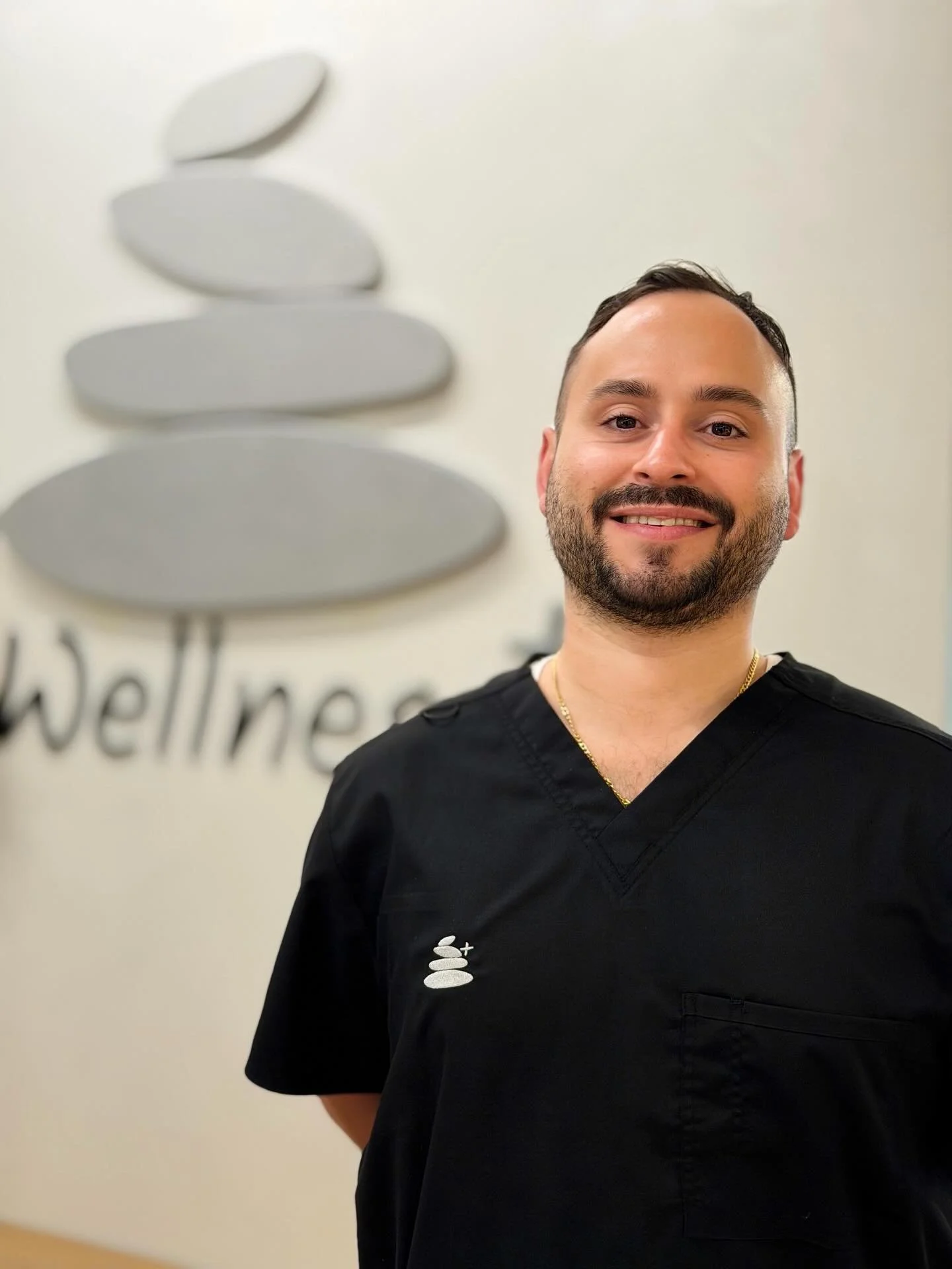 Meet Cesar - Our Stretch Therapist and Exercise Physiologist, with a Master’s Degree in Exercise Physiology, as well as extensive practice in Stretch Therapy, Cesar brings a unique blend of scientific knowledge and hands-on skill. His clinical