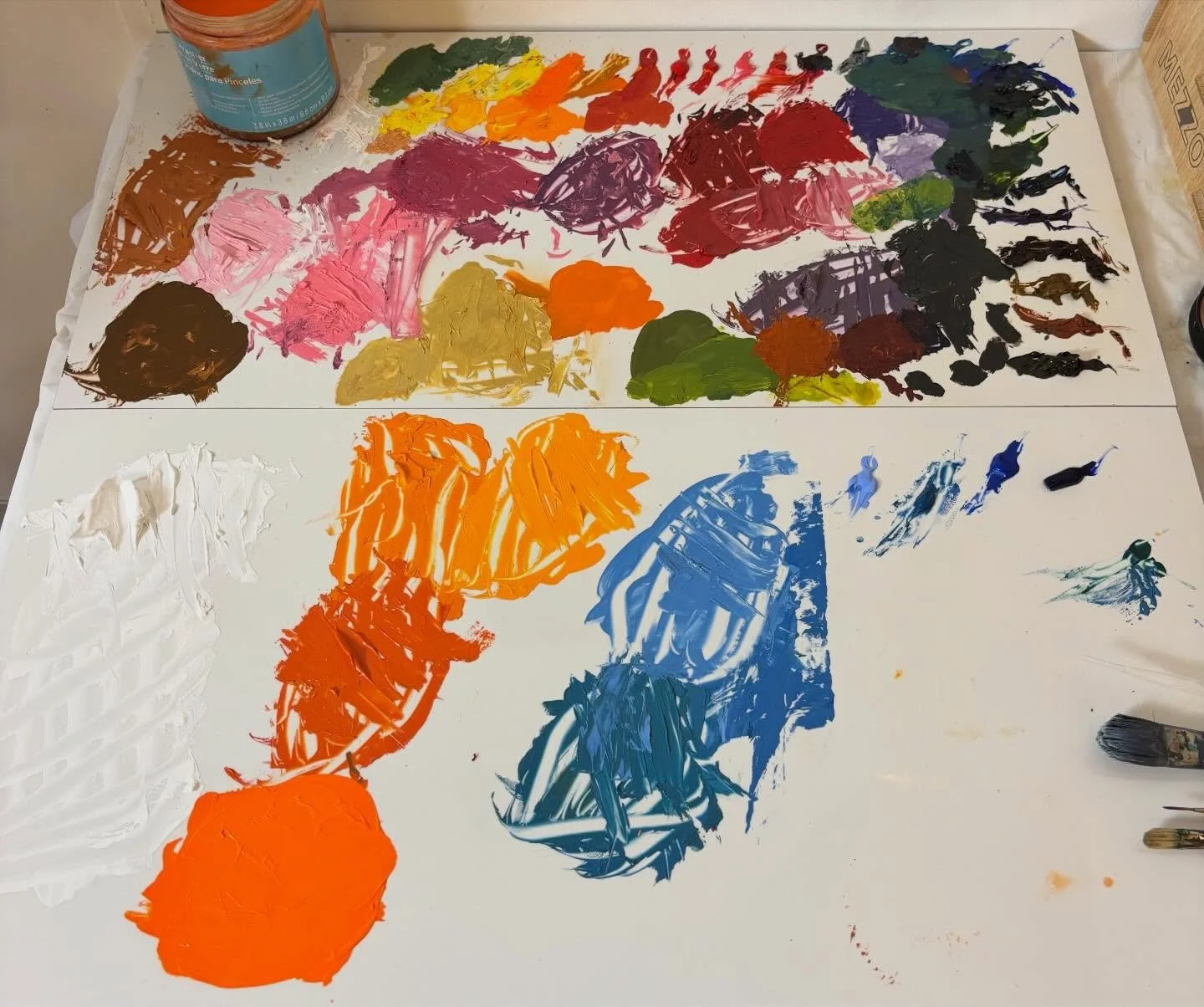 Dystopian, dichotomy, (doing) damage&hellip;finished painting coming soon!!!
#marijaeartist #art #artist #painting #oilpainting