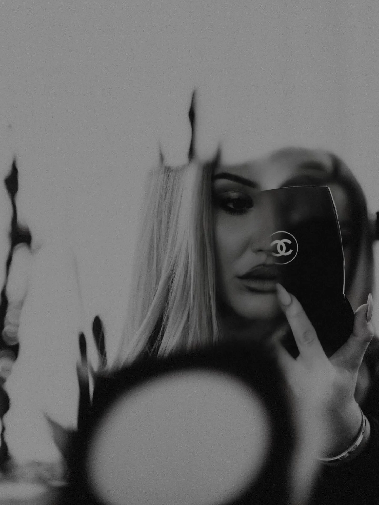 w&oslash;rld building &mdash;&mdash; @mua.charlottelily