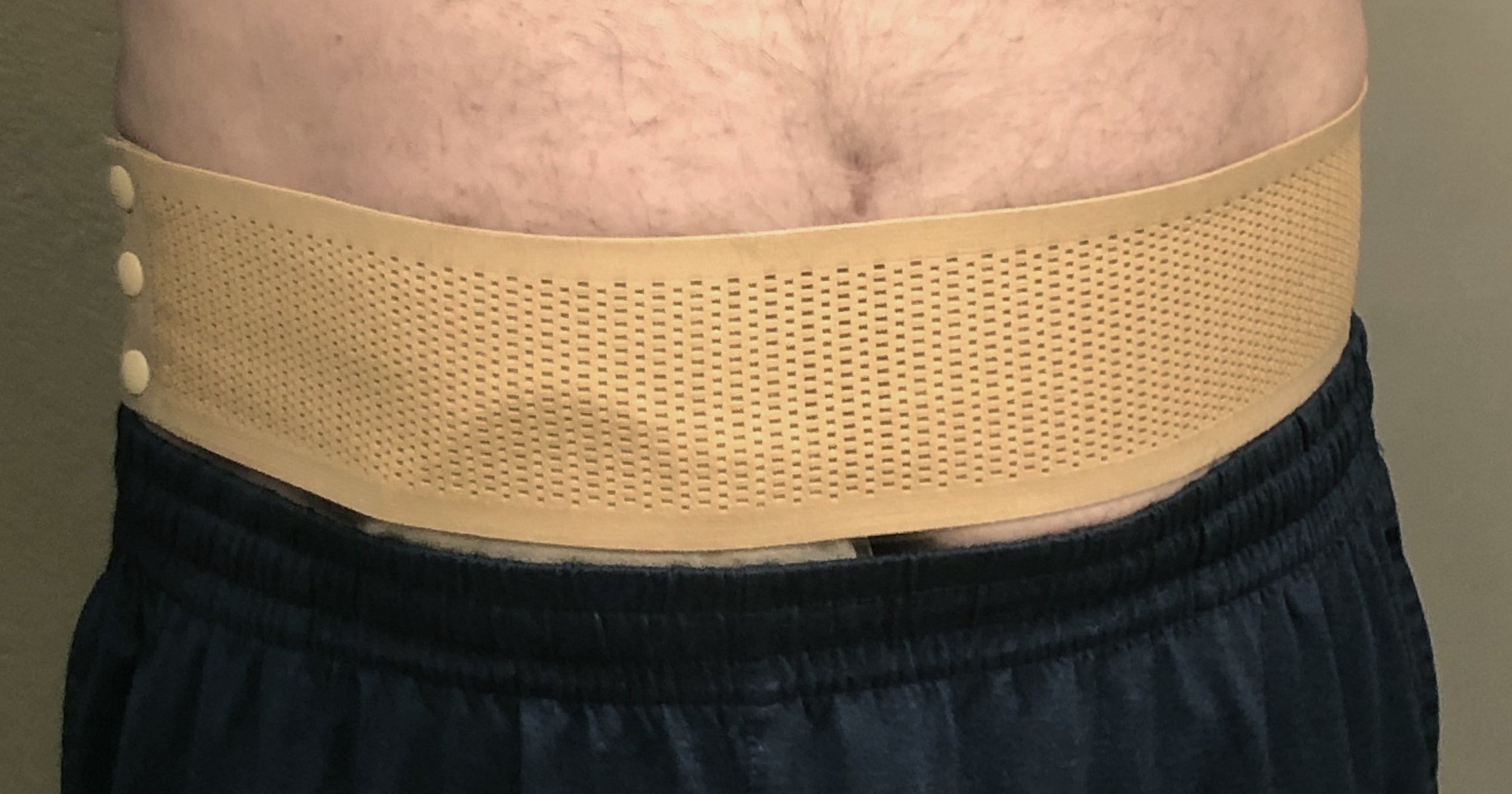 Our ostomy waistband conceals your ostomy pouch under clothing