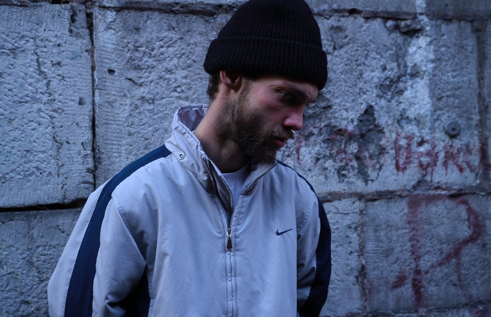 V2.00_13_49_10.Image fixe008.jpg