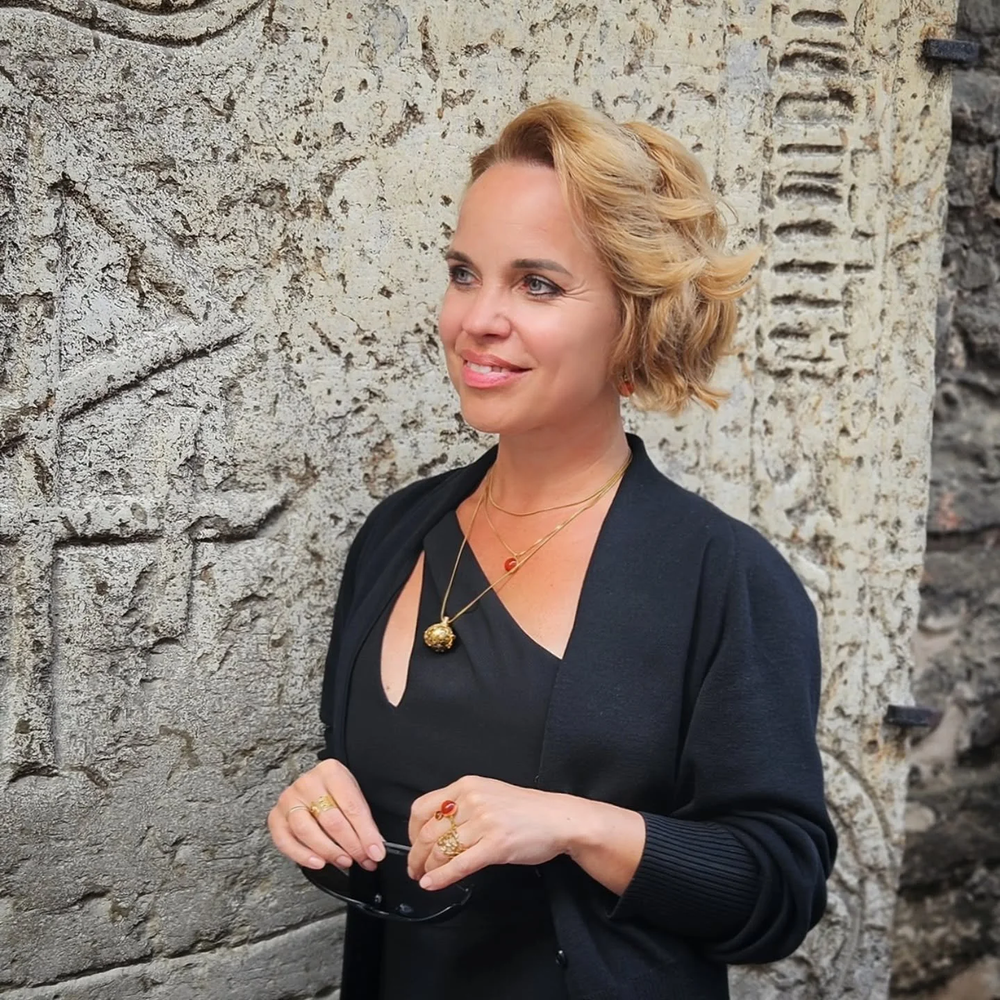 New horizons. Old questions.

As I am planning the next stage of my creative career &mdash;  once again, the inner dialogue begins:
&ldquo;Why are you doing this again? The art world is complex, full of unwritten rules&hellip; Is this really what you
