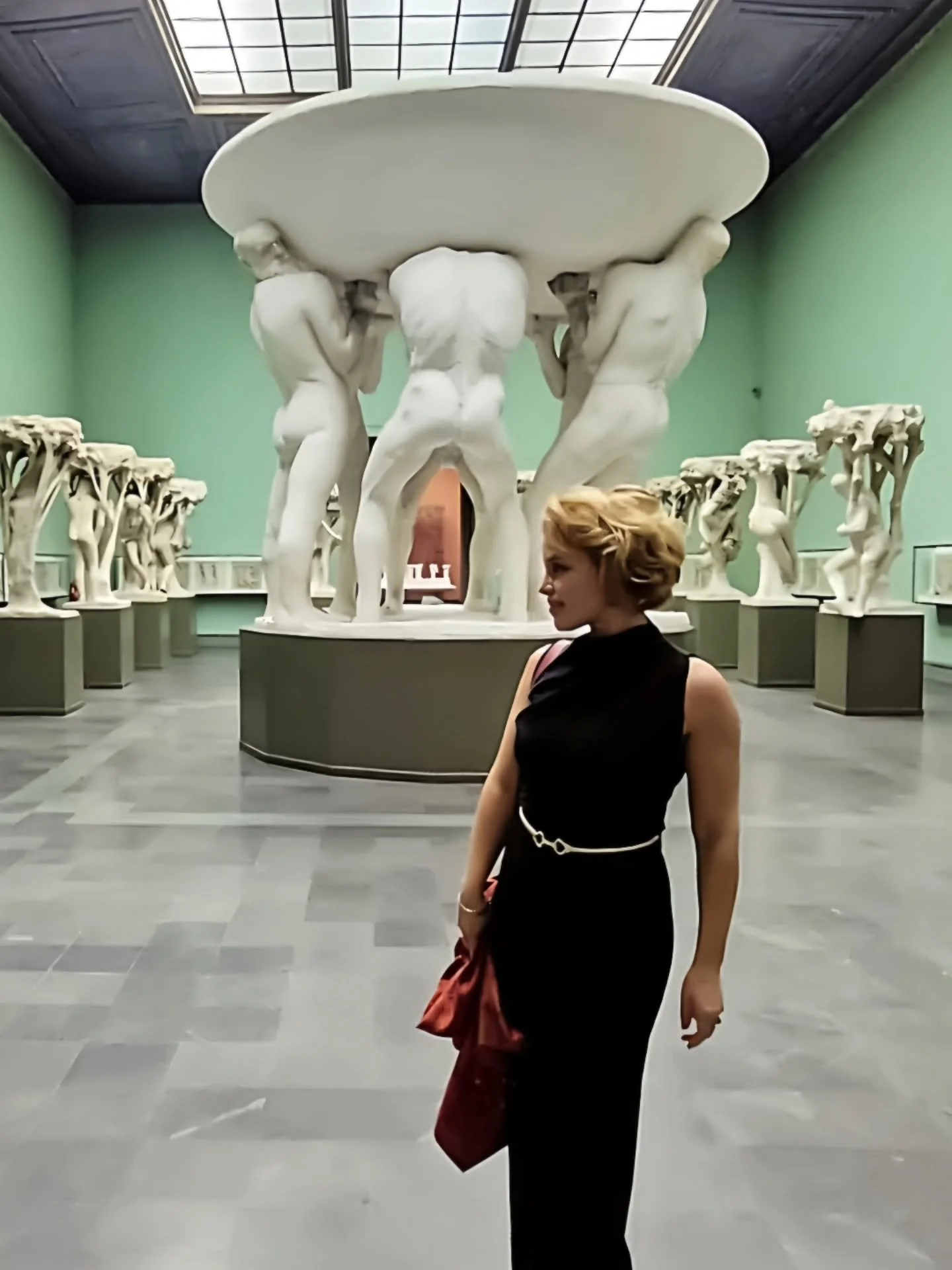 On the relationship between society and the artist.
At the Gustav Vigeland Museum, an extraordinary story unfolds &mdash; the story of an agreement between an artist and a city. 
Oslo built him a vast house, a studio, and exhibition halls that later 