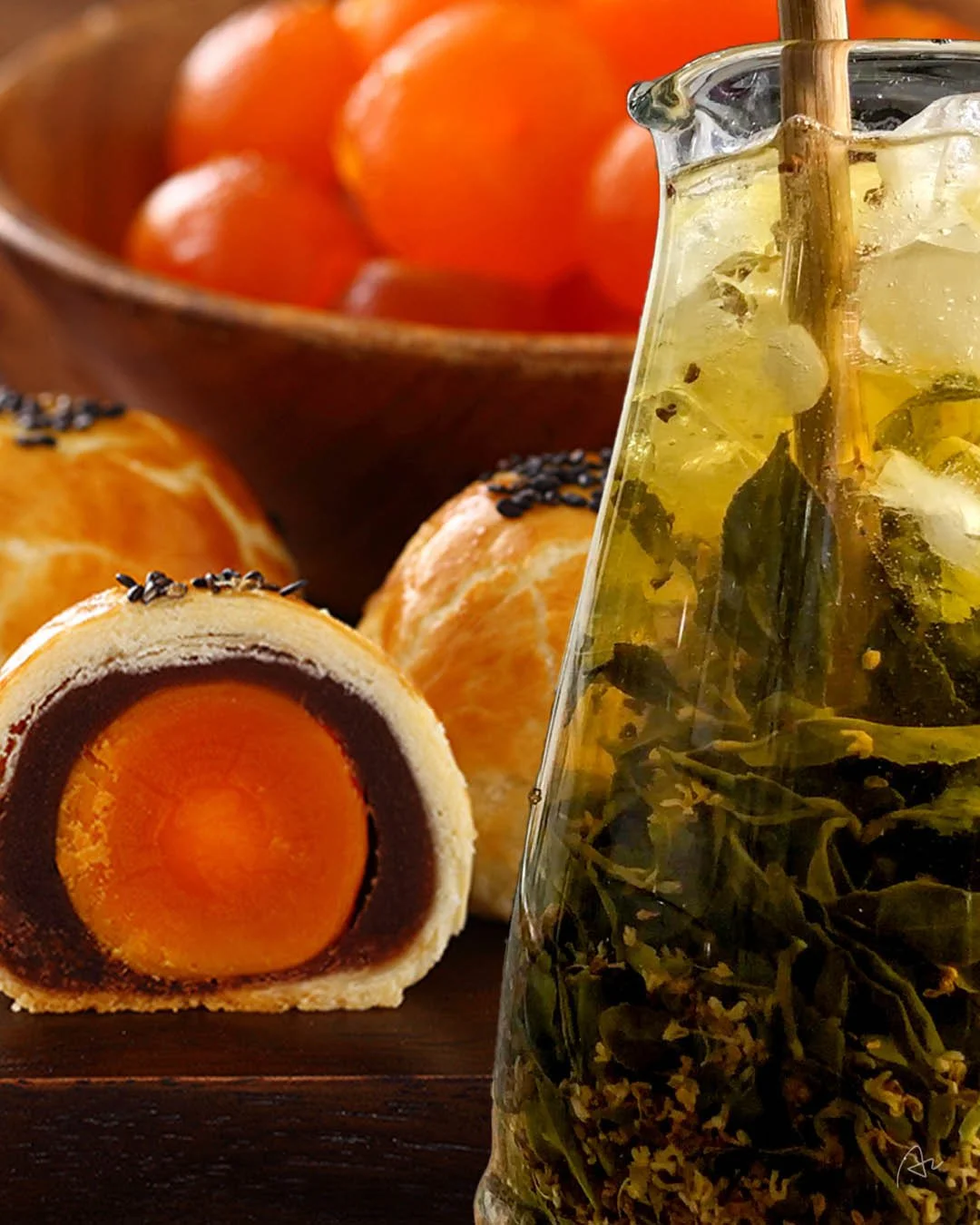 Osmanthus Oolong Tea & Mooncakes1.jpg