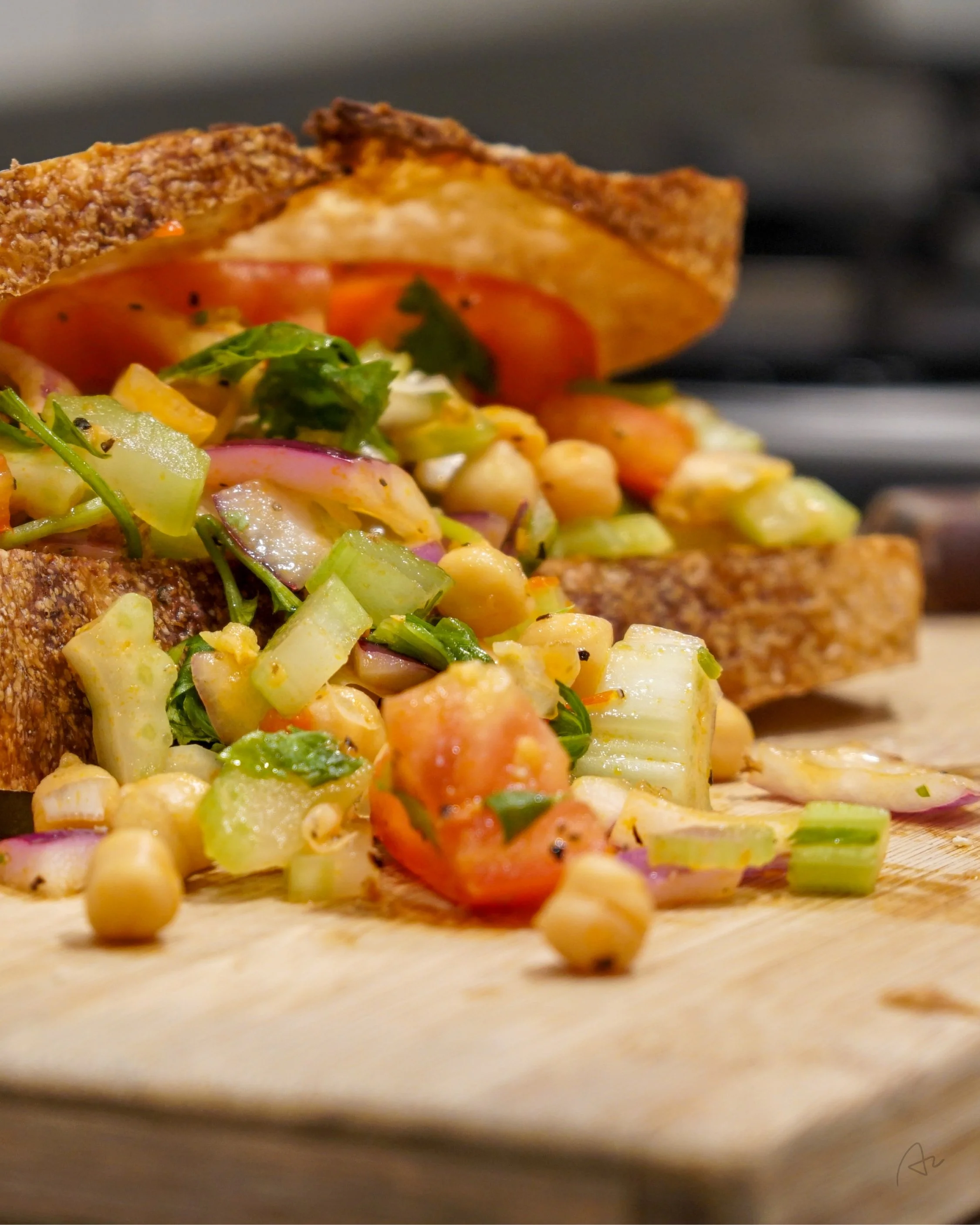 REFRESHING CHICKPEA SANDWICH3.jpg