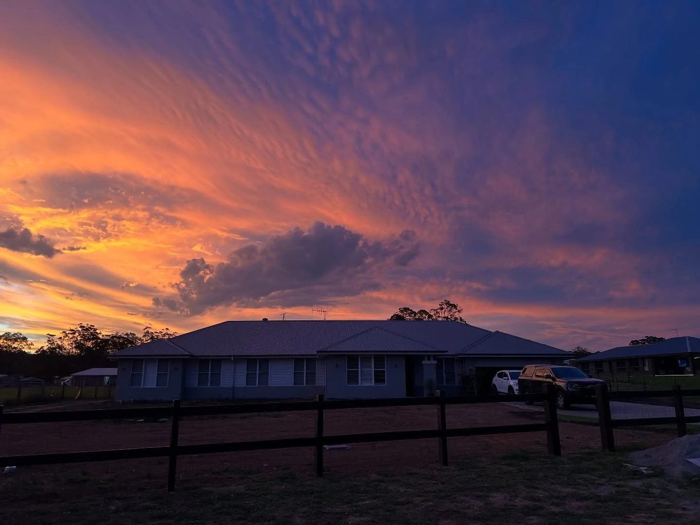 The most beautiful sunset last night (where of course the pictures don&rsquo;t even come close to doing it justice) 🌅