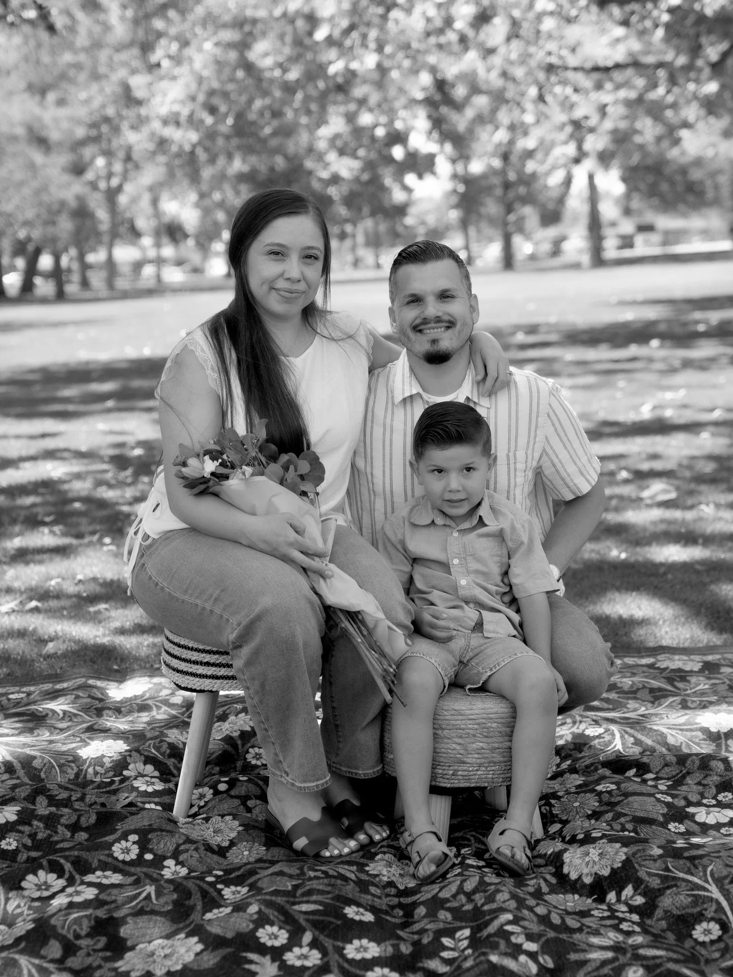 Appreciating All Moms ❤️ Inclusive Family Session and celebrating all families with love and flowers! 💐 

Location: El Dorado Park West
Hosted by @lbcherosquad 
Sponsors: @studio.tenera 
@portoflongbeach 
@damexdawnstudios 
@lesceememories
+ Port of