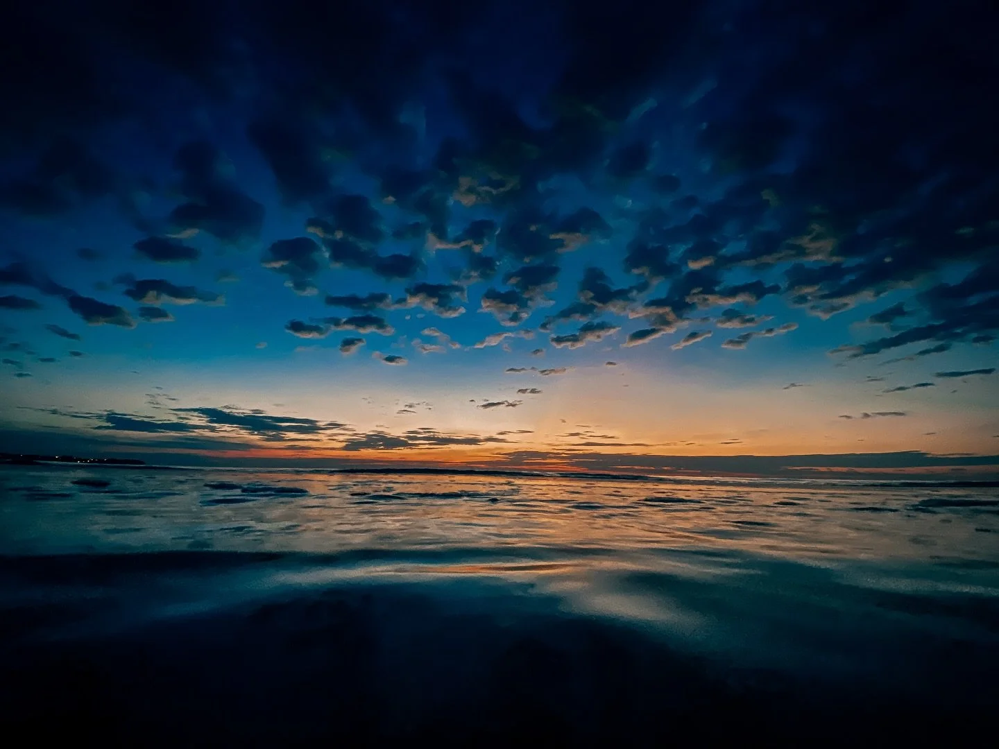 An early start sets the tone for greatness 💪🏻 Un comienzo temprano marca la pauta para la grandeza  #SunRise 10/2025
#LifeStyle #Life #Motivation #Inspiration #Happy #Like #Love #Happiness #Follow #Photography #Goals #MindSet #OrihuelaCostaLife #I