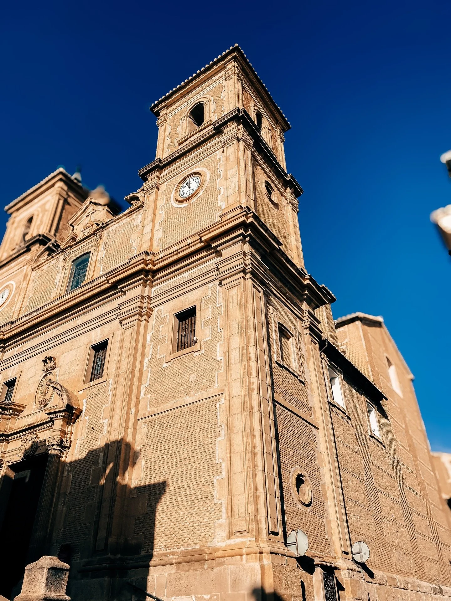 Spending the day visiting Jumilla &hearts;️ Estoy pasando el d&iacute;a visitando Jumilla #Lush 12/2025

#LifeStyle #Life #Motivation #Inspiration #Happy #Like #Love #Happiness #Follow #Photography #Goals #MindSet #OrihuelaCostaLife #InspireDaily #Vi