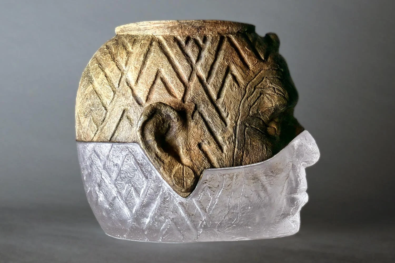 Foshi Hatuk - Bronze Stone Top - Clear Glass Bottom - 5 of 50