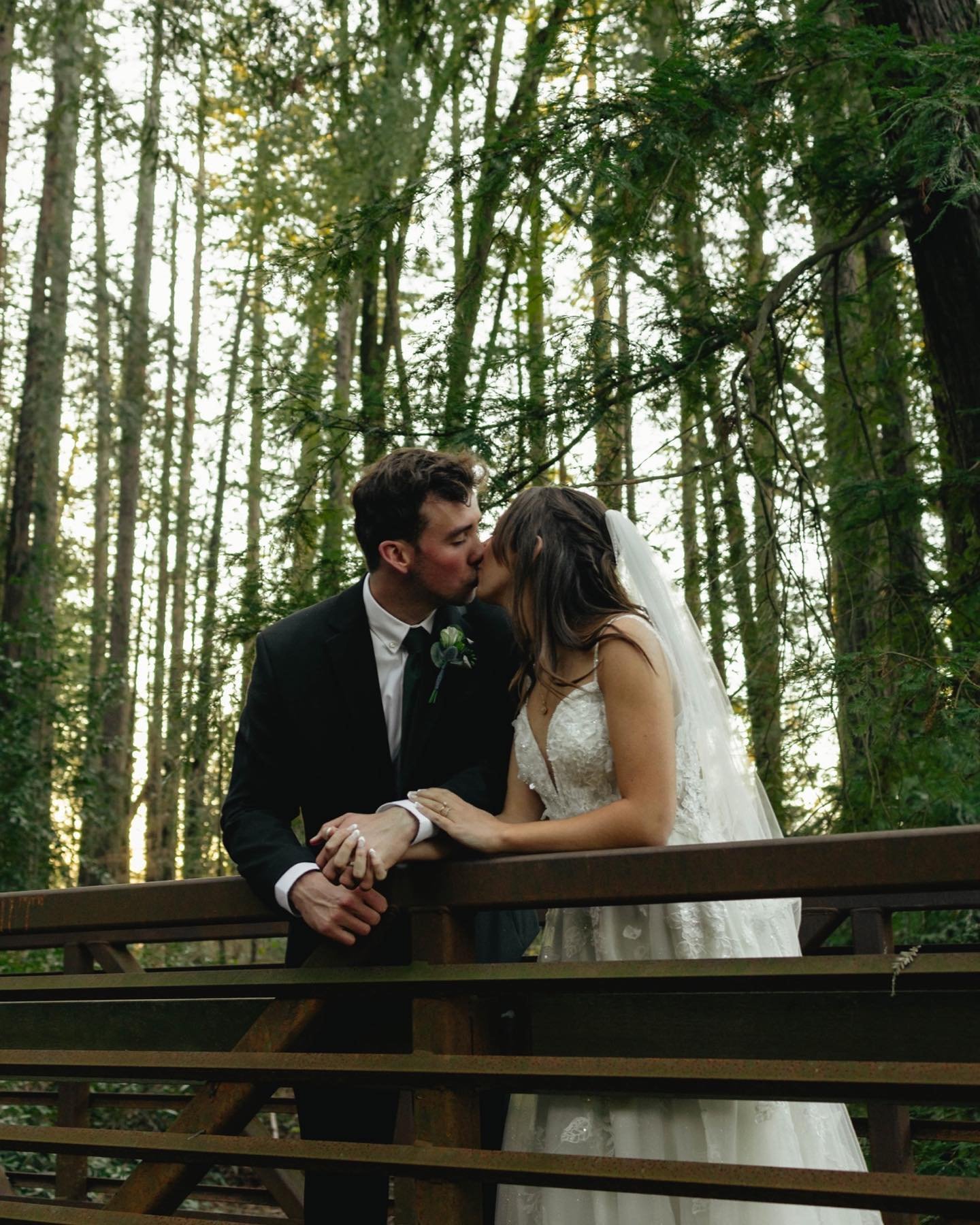 run away and get married in the forest 🌲

i can&rsquo;t believe this was over a year ago&hellip;and i never really shared these photos anywhere. But what better way to celebrate Makenna &amp; Gabe than by sharing these beautiful memories! 

i always