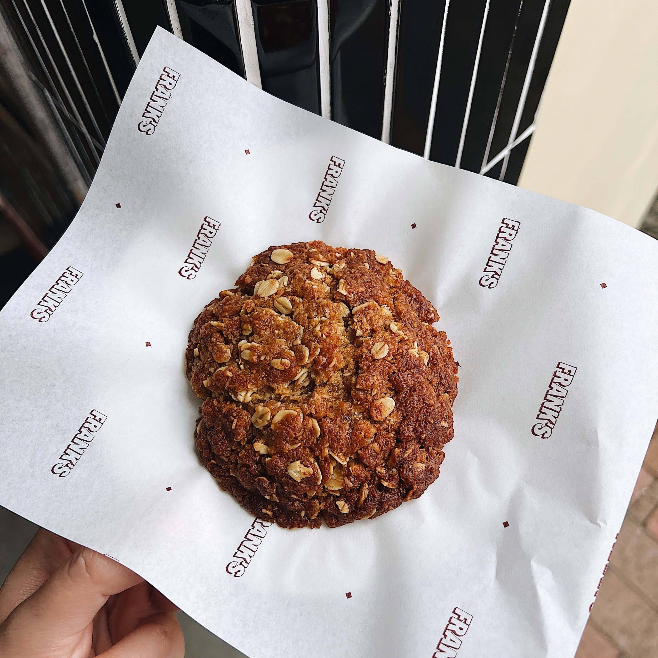 🌿ANZAC DAY🕊️
Lest we forget. Opening hours:

🍪Open 7am-2.30pm
🍪 LOTS of ANZAC Biscuits
🍪See you post dawn service!