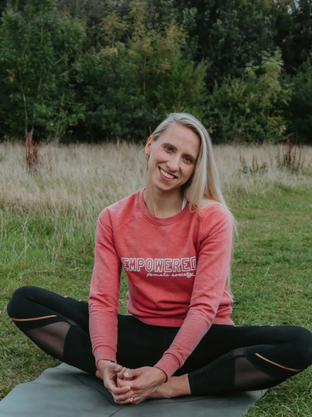 ✨️Autumn Equinox has arrived, and the season of hibernation and slowing down is ahead of us.✨️

It's a reminder that we all need to take time to breathe, slow down, and just reset. As nature starts slowing down, we should do the same. 

And this is w