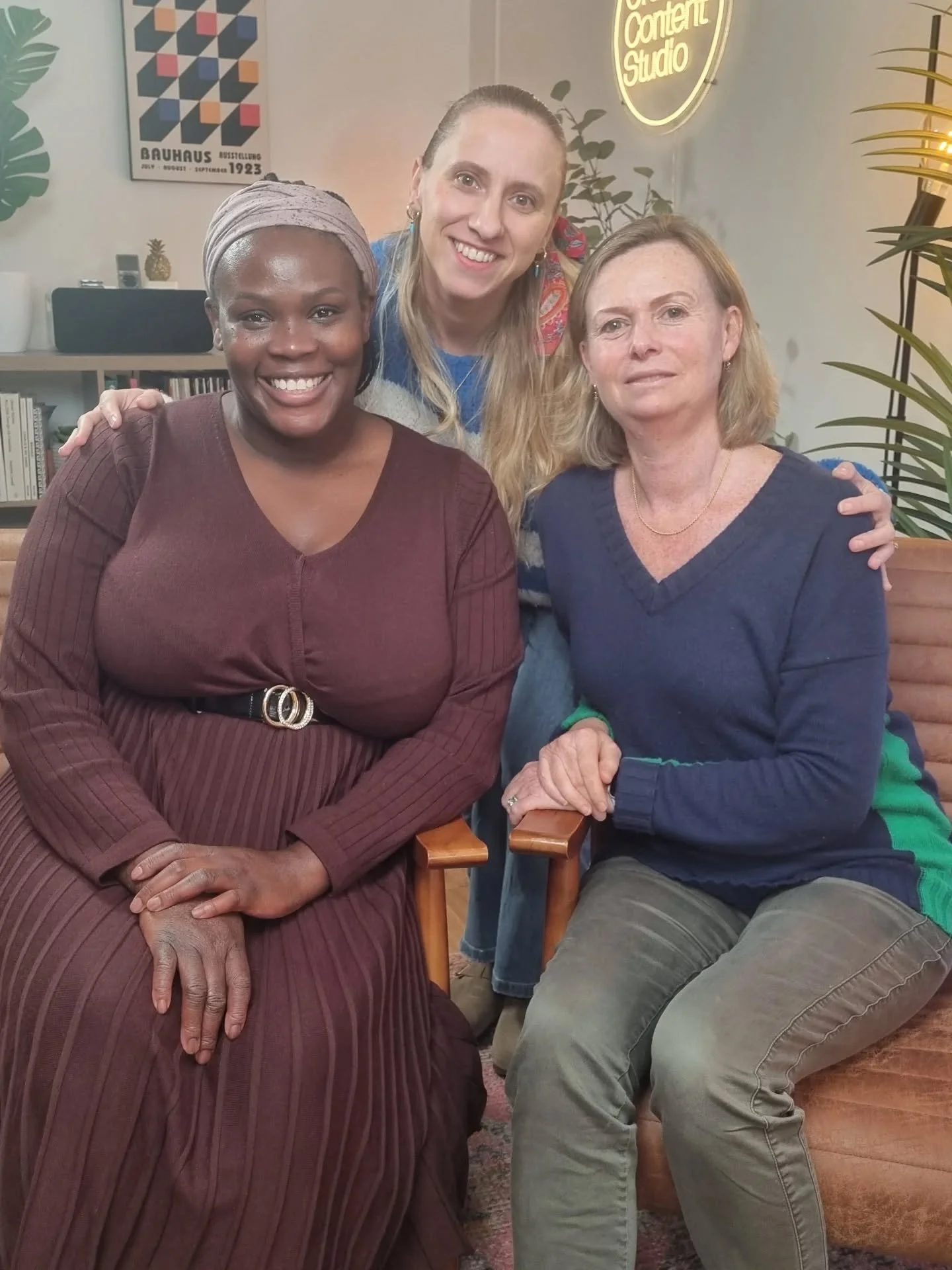 ✨️October 2025 Memories, its highs and lows✨️

Thank you, October, for bringing me beautiful work opportunities, wonderful connections, and some challenges, too. 

I am grateful for the life I am building, for my path, for supporting others on their 