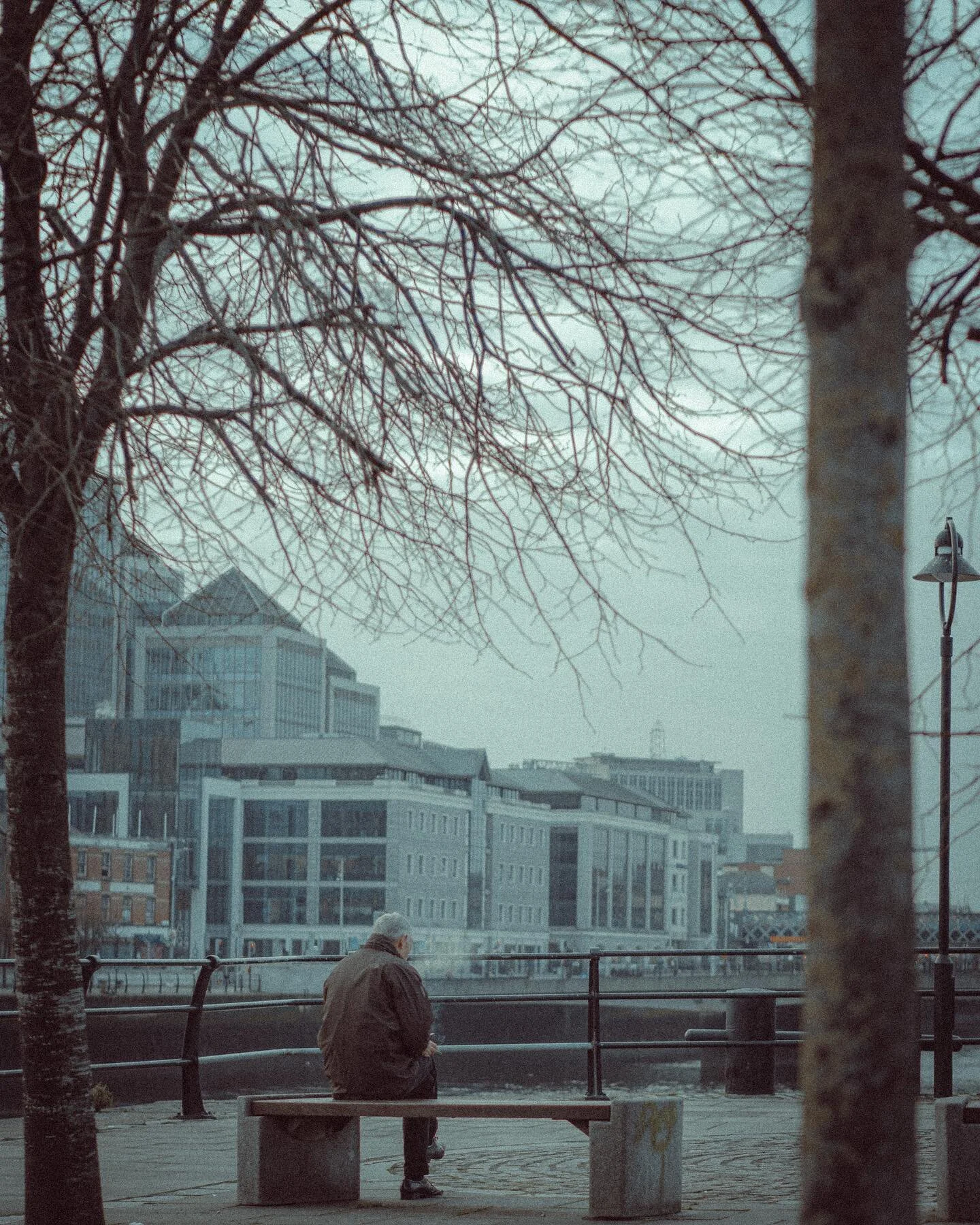 Alone again 📸

&bull;
&bull;
&bull;
&bull;
&bull;
#streetphoto #dublincity #igersdublin #lovindublin #documentdublin #lovedublin #discoverdublin #streetart #streetlife #streetphotographers #streetphotographer #urbanandstreet #thedublinbible #instair